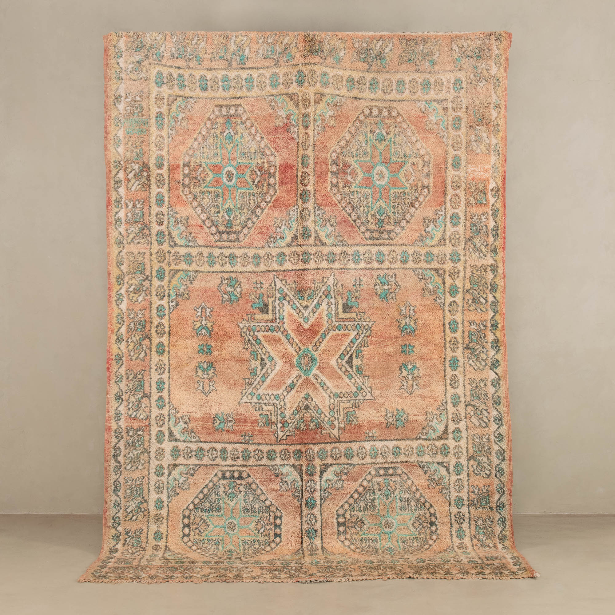 Nohaila - vintage boujad rug - Benisouk