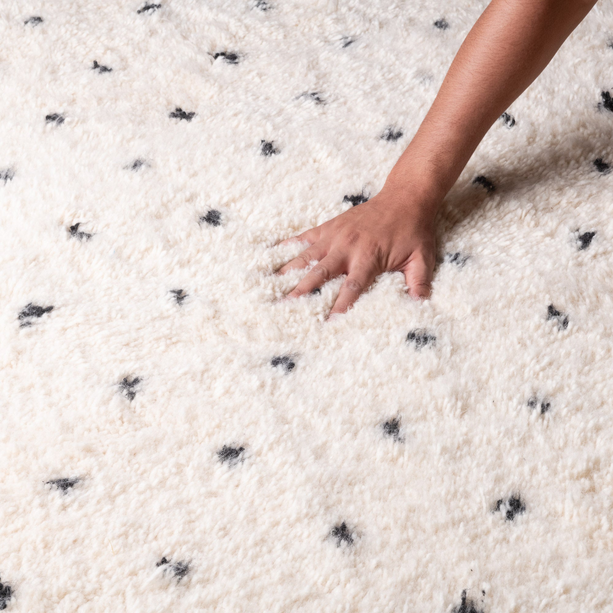 Noujoum Round - Shag Moroccan rug - Benisouk