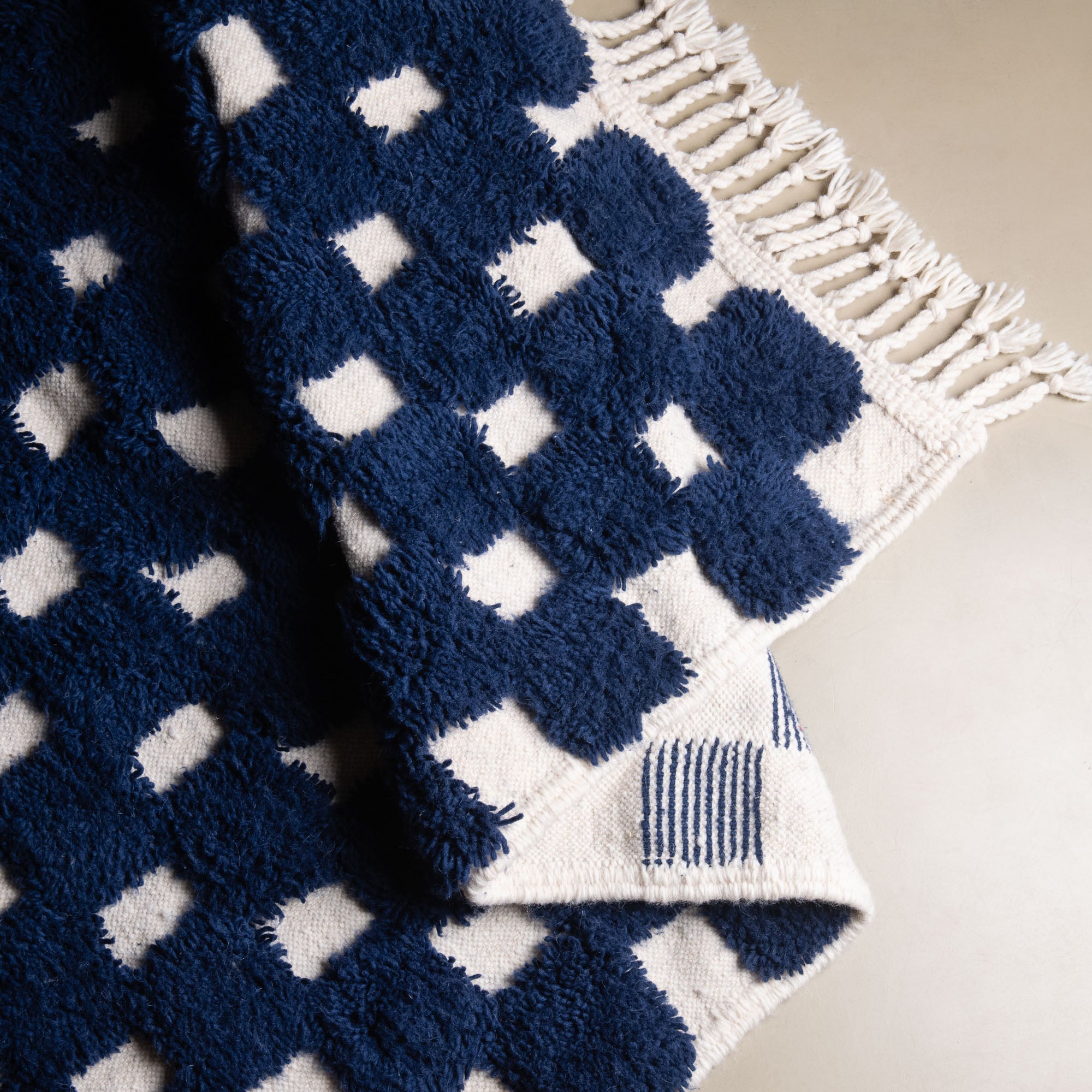 Nowara Navy Blue - Shag Moroccan rug - Benisouk