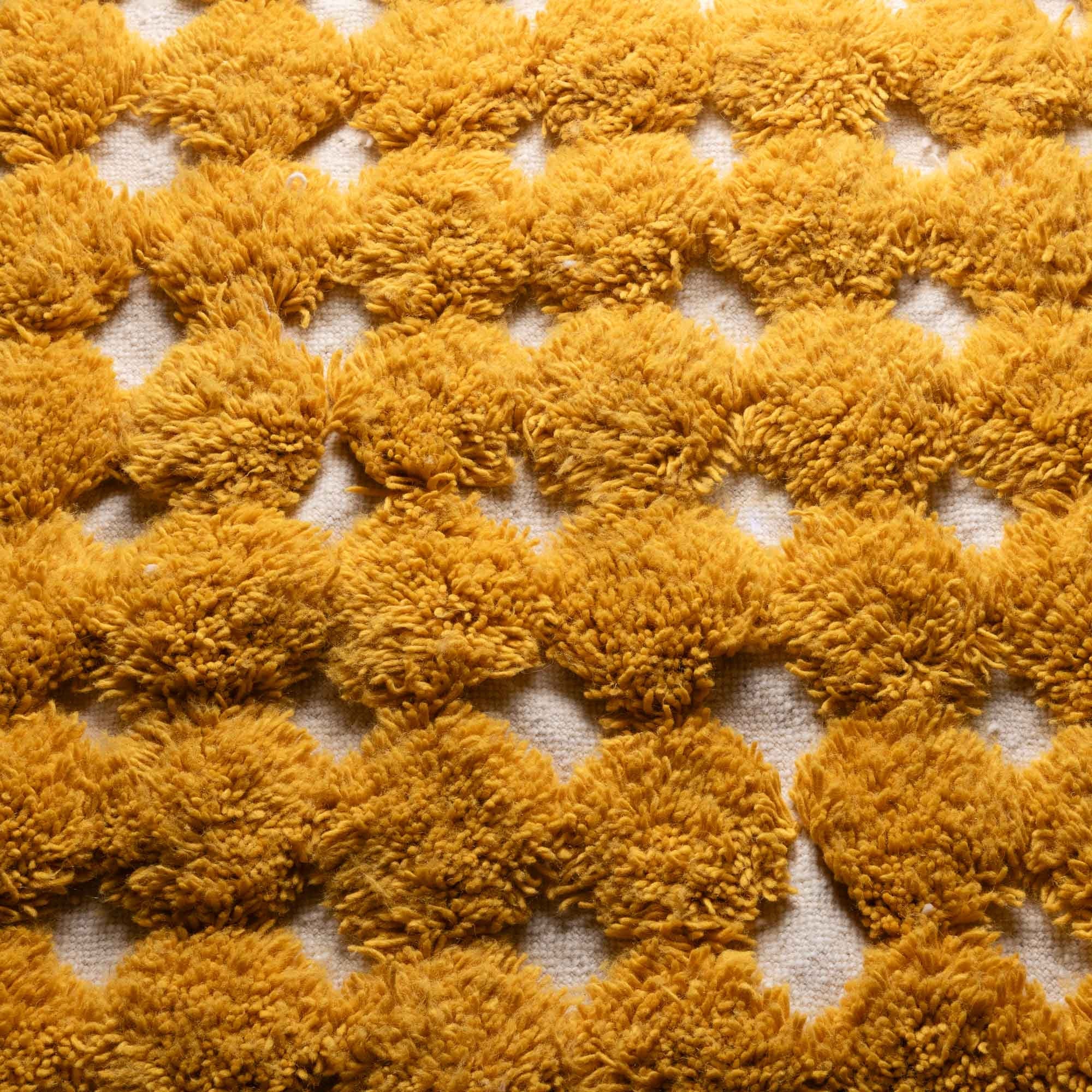 Nowara Sunlight - Shag Moroccan rug - Benisouk