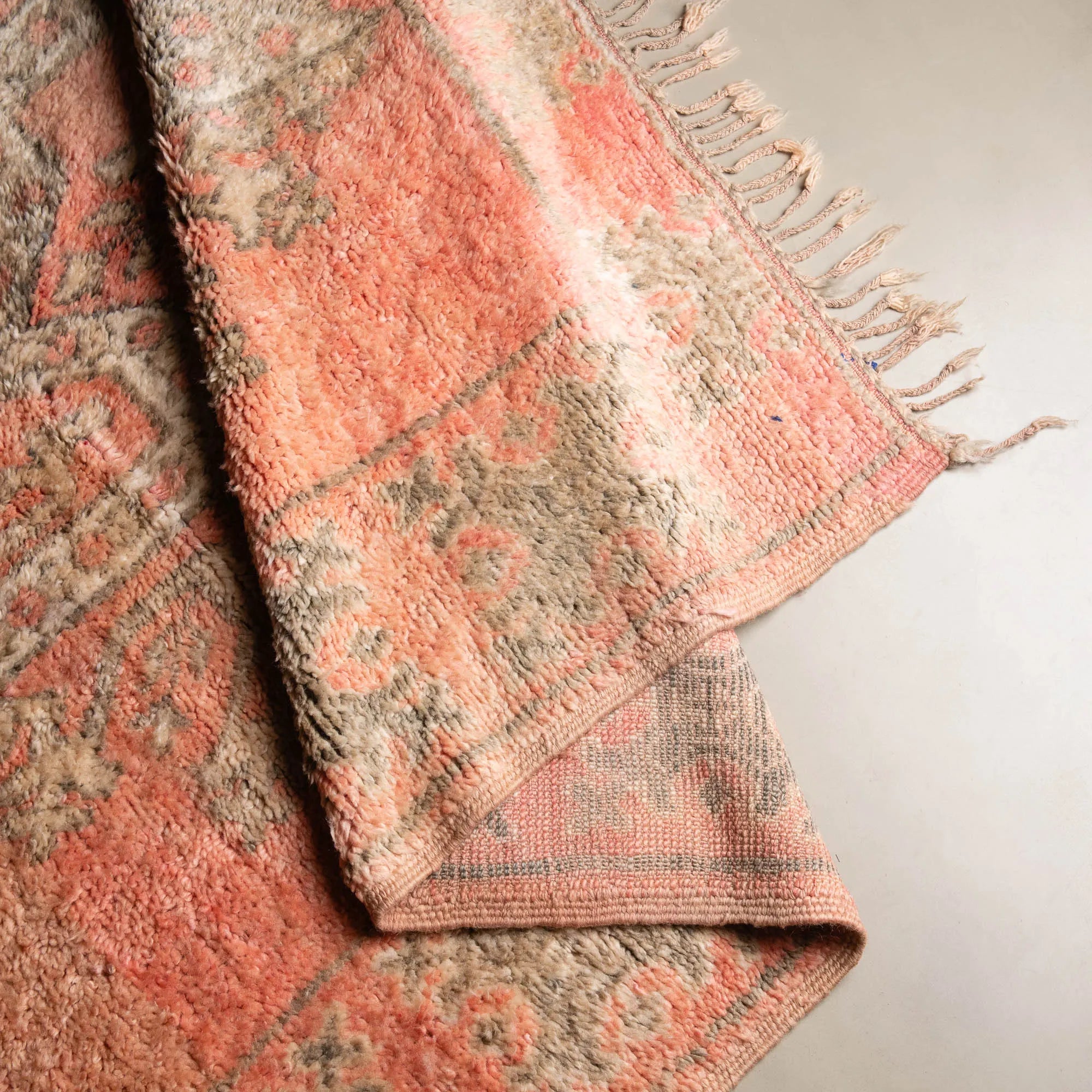 Oumlghayt - vintage boujad rug - Benisouk