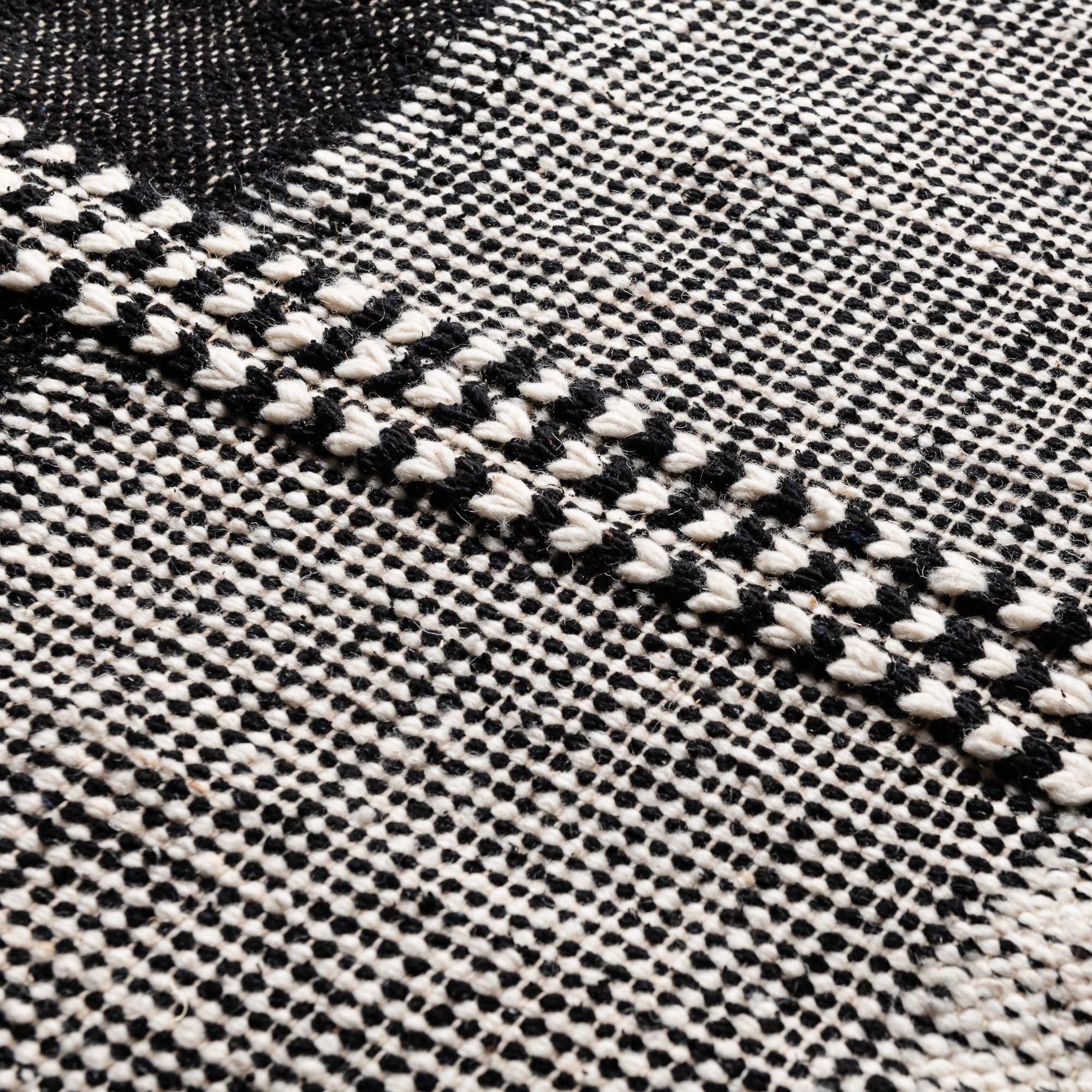 Ouna - taznakht kilim rug - Benisouk