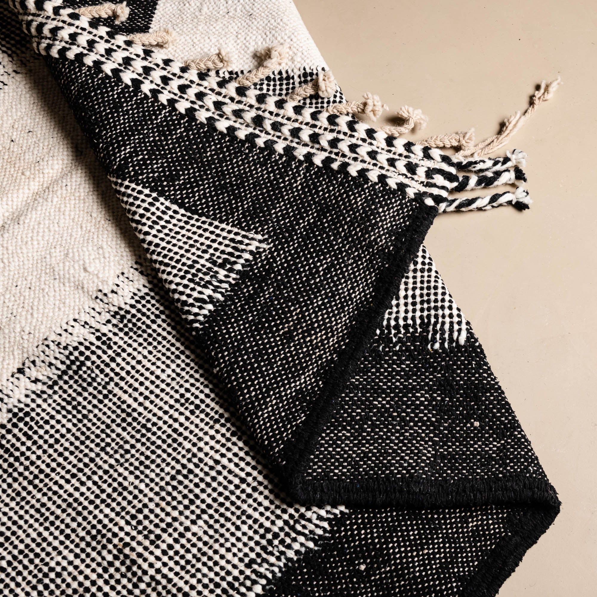 Ouna - taznakht kilim rug - Benisouk