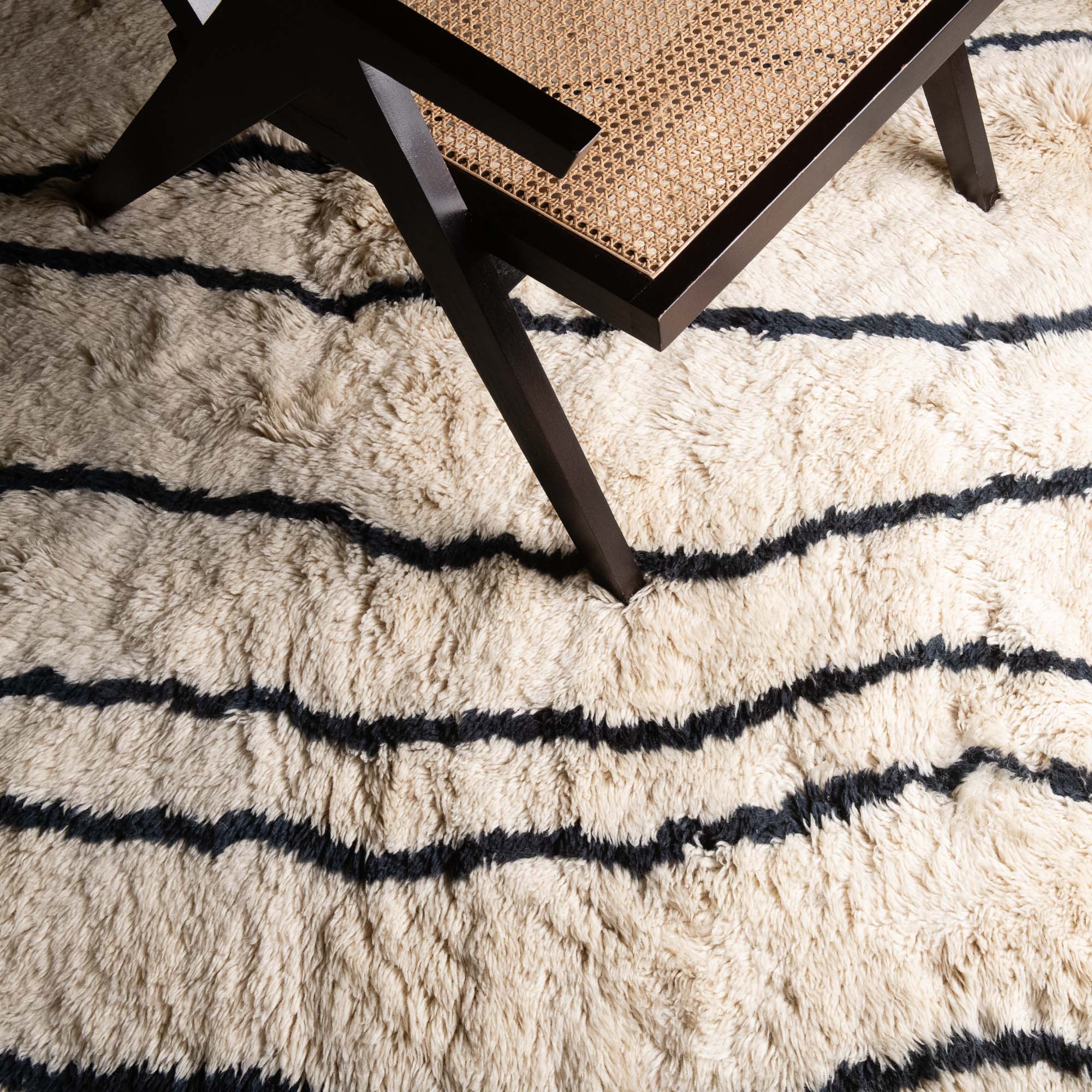 Paths - Luxury Shag Moroccan Rug - Benisouk