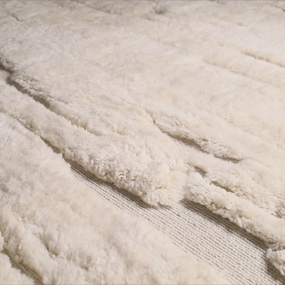 Ivory Glacier - Luxury Shag Moroccan Rug