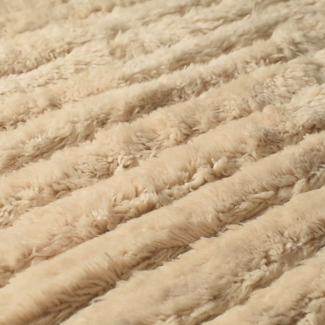 Beige Labyrinth Coziness - Premium shag Moroccan rug