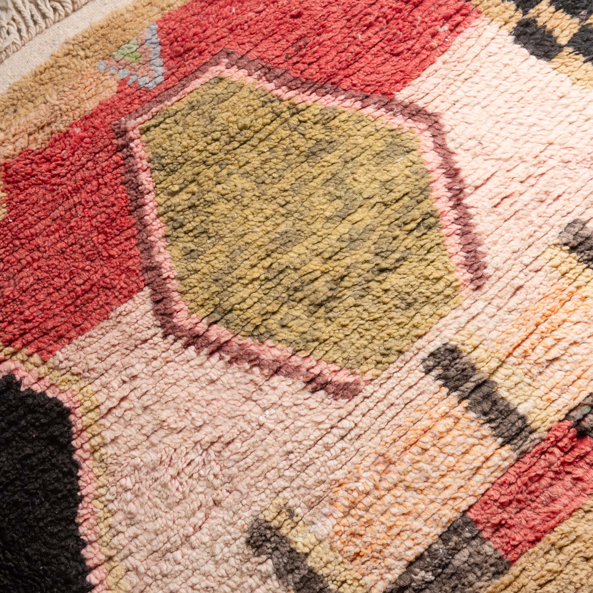 Radia - vintage boujad rug - Benisouk