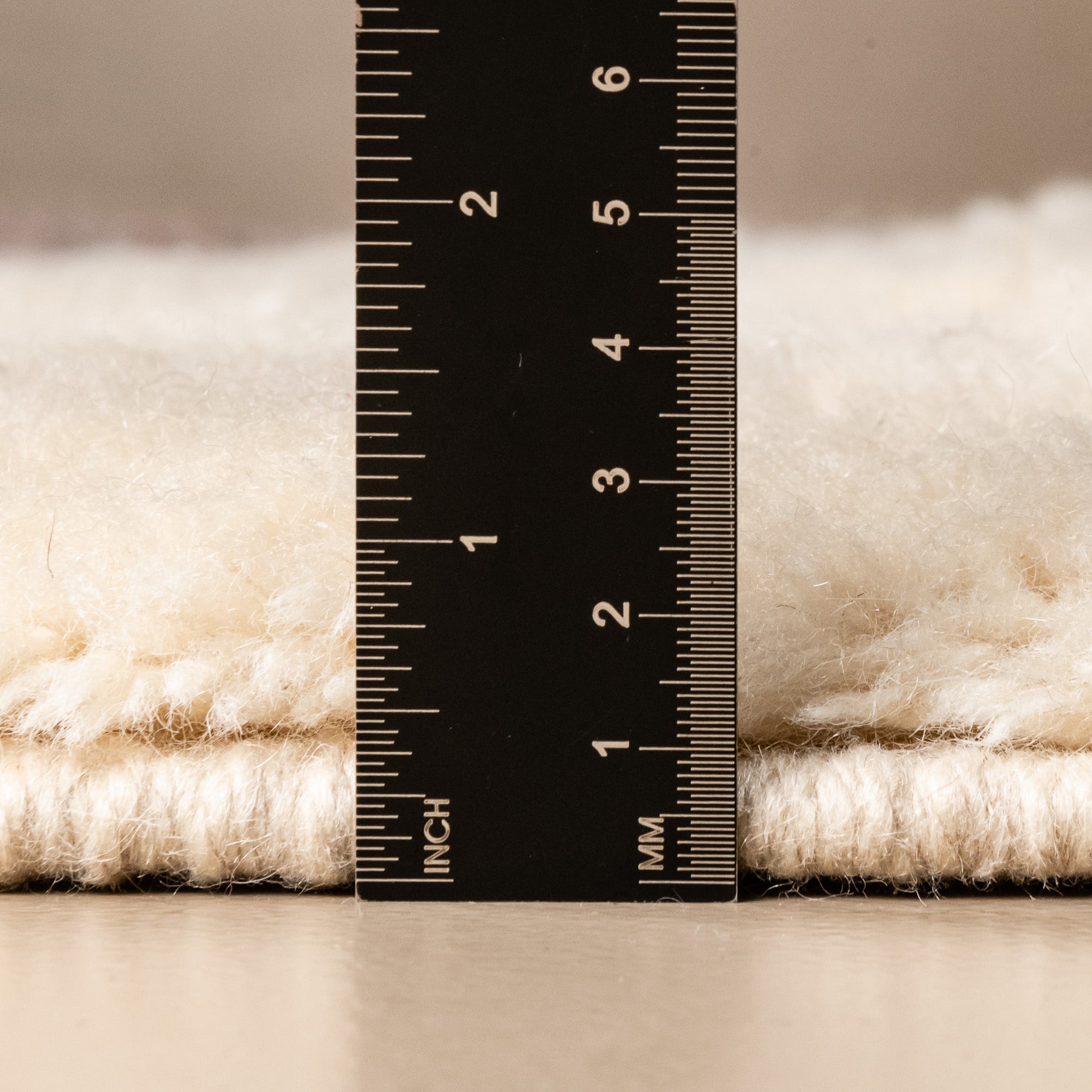 Radiant Reverie - Luxury Shag Moroccan Rug - Benisouk