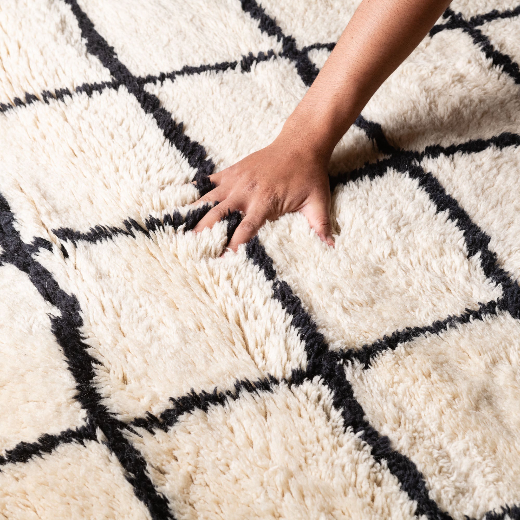 Rahim - Luxury Shag Moroccan Rug - Benisouk