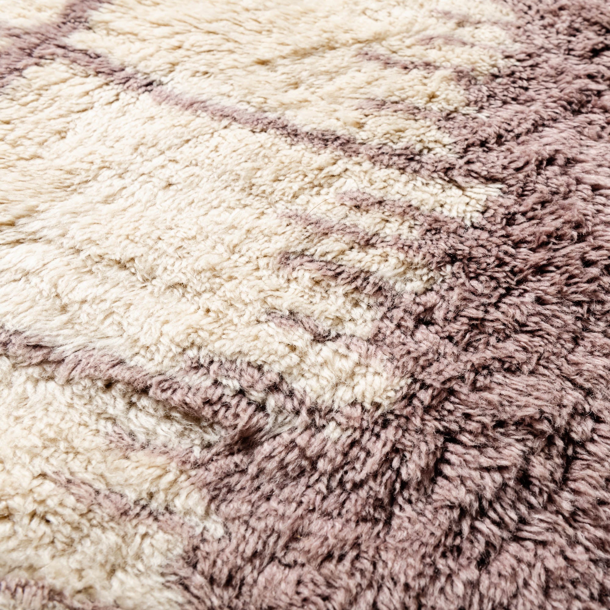 Regal Romance - Luxury Shag Moroccan Rug - Benisouk