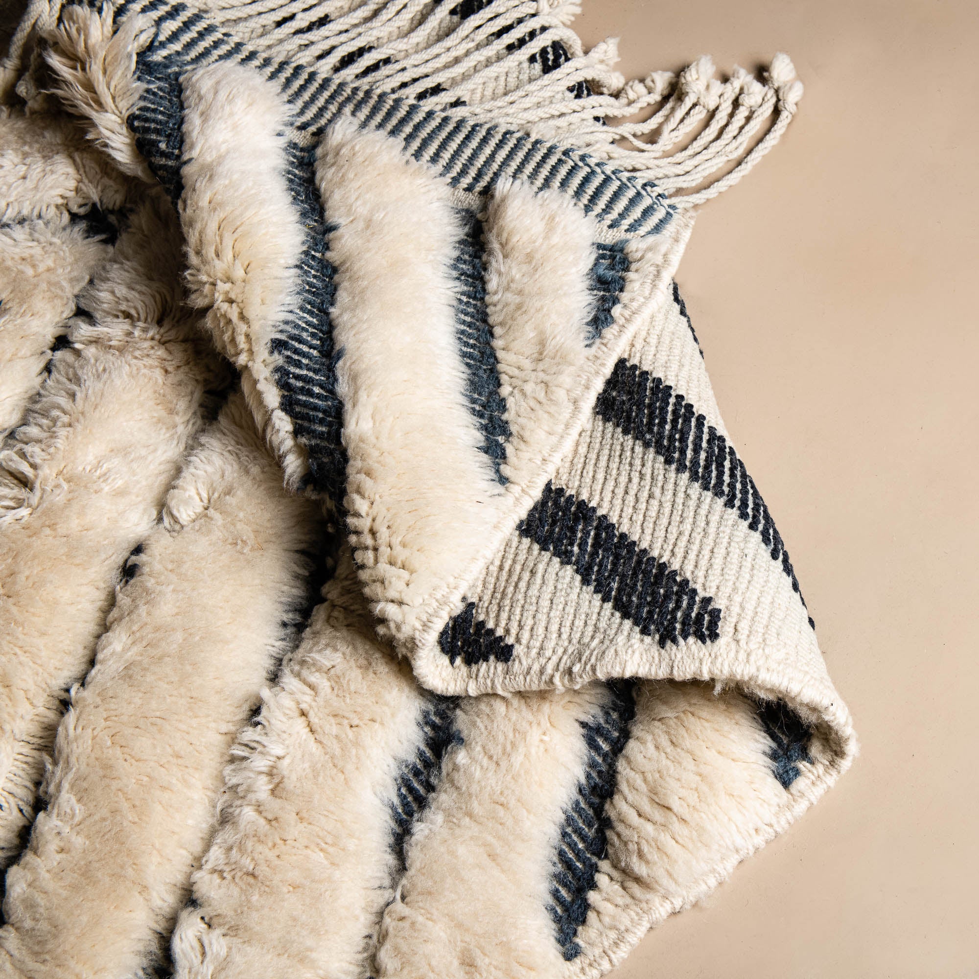 Ripples - Luxury Shag Moroccan Rug - Benisouk