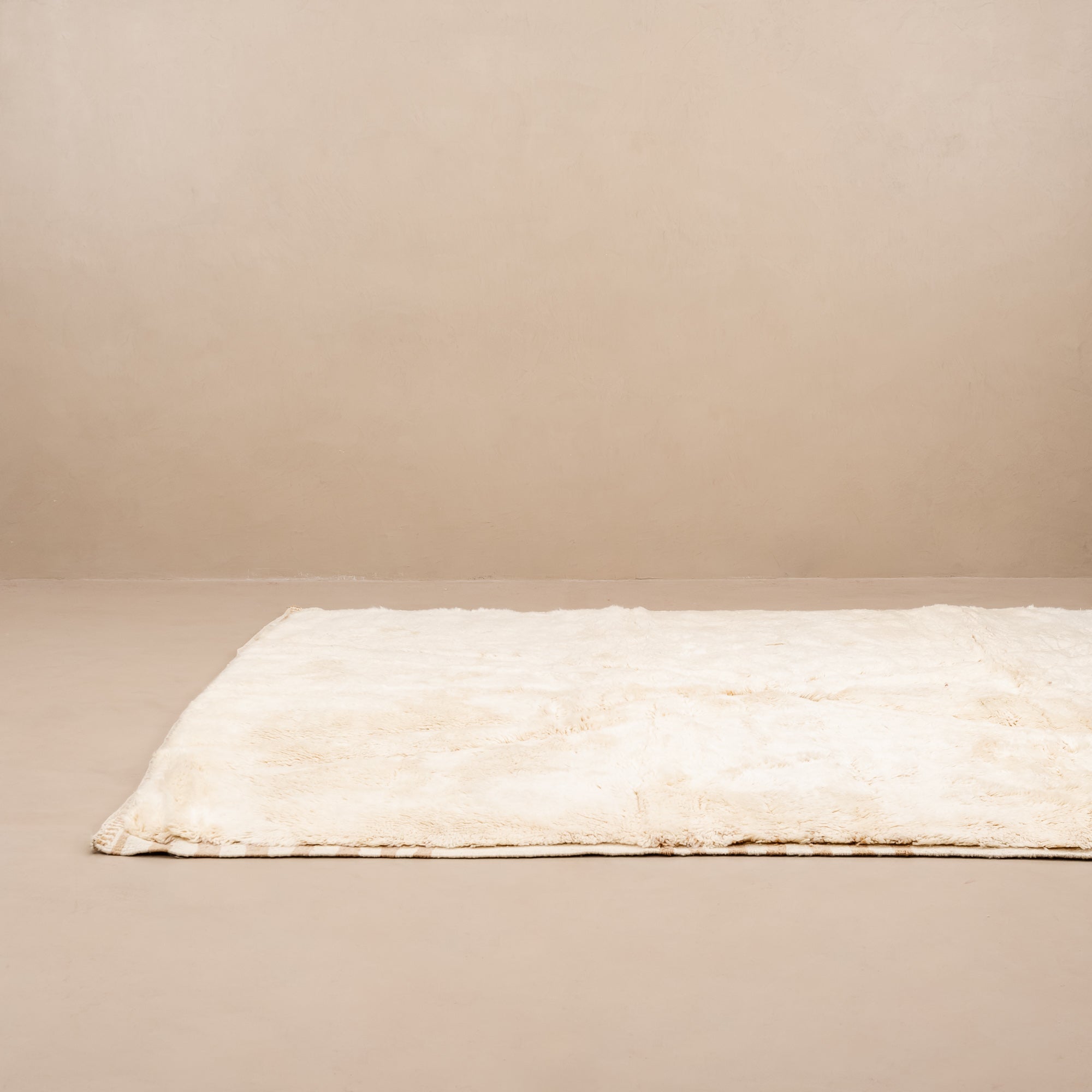 Rivers Intersection - Luxury Shag Moroccan Rug - Benisouk