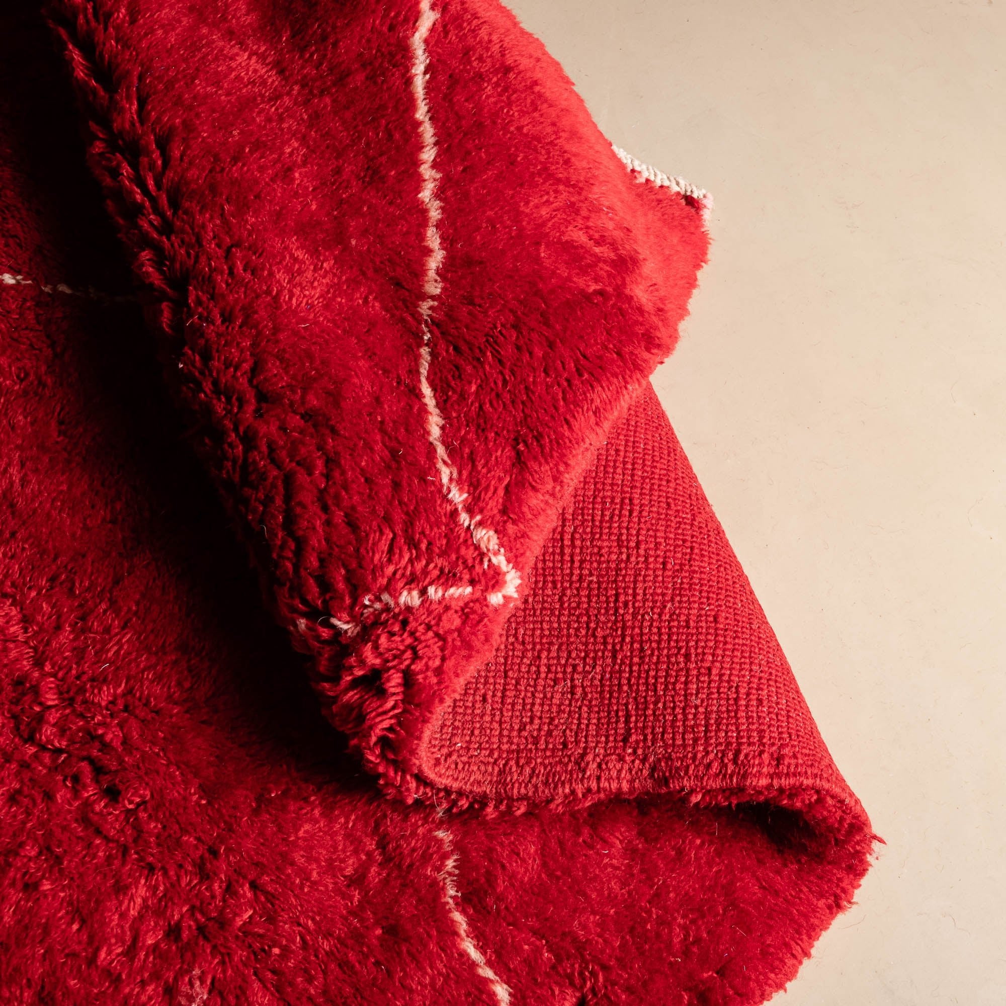 Ruby Rhapsody - Luxury Shag Moroccan Rug - Benisouk