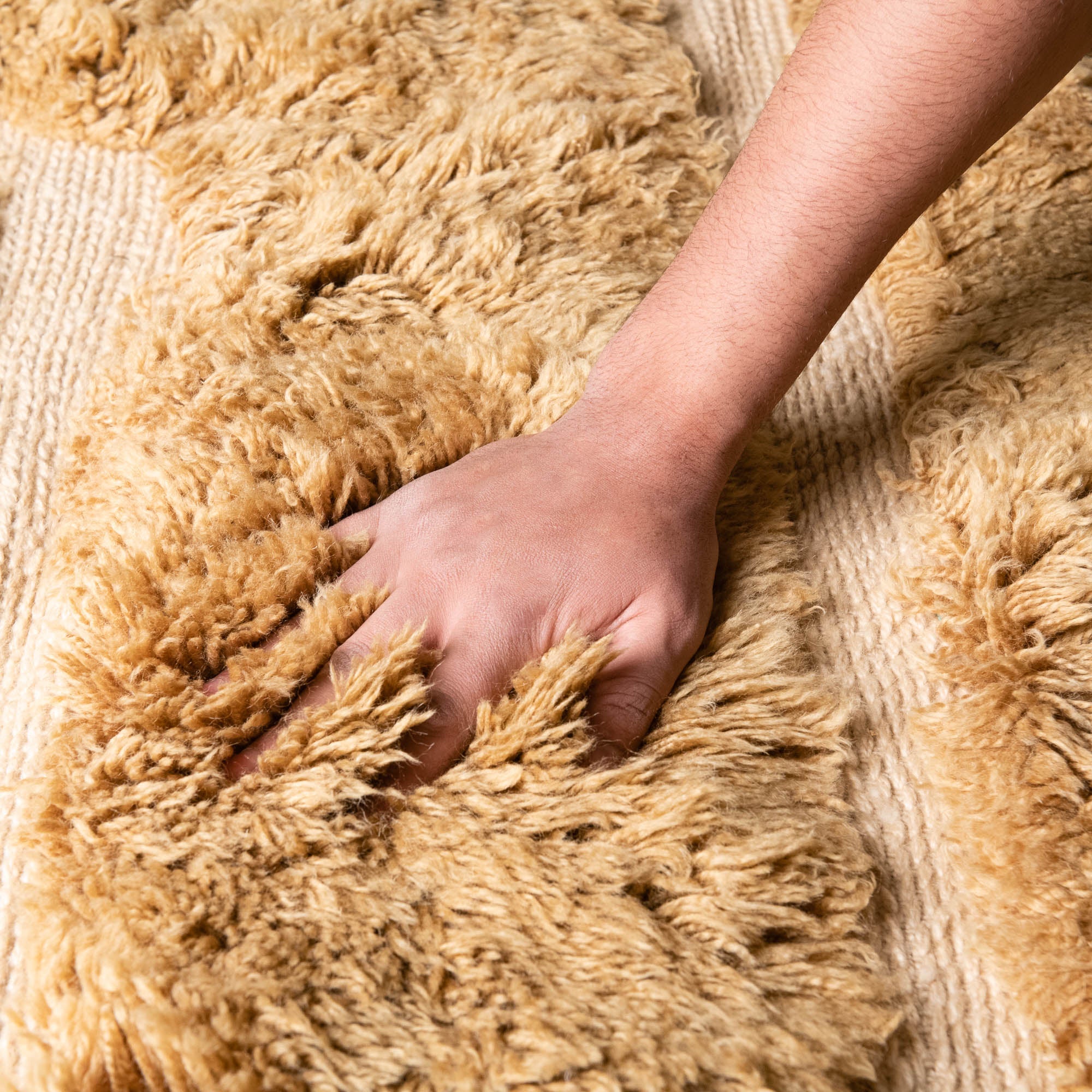 Saadia - Luxury Shag Moroccan Rug - Benisouk