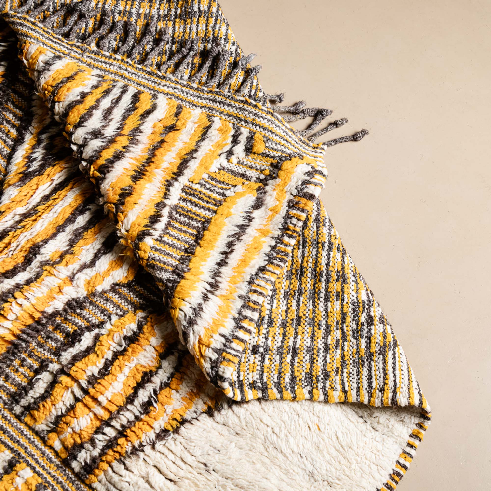 Sabra - taznakht kilim rug - Benisouk