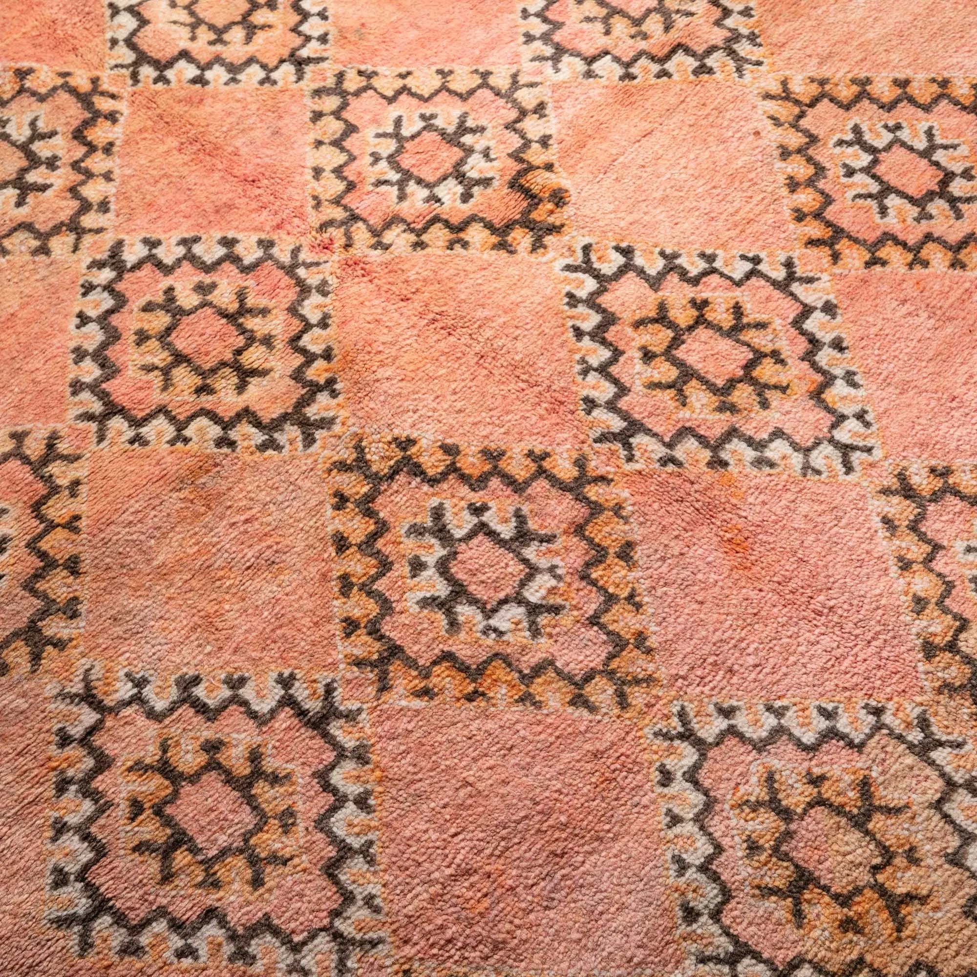 Sahir - vintage boujad rug - Benisouk