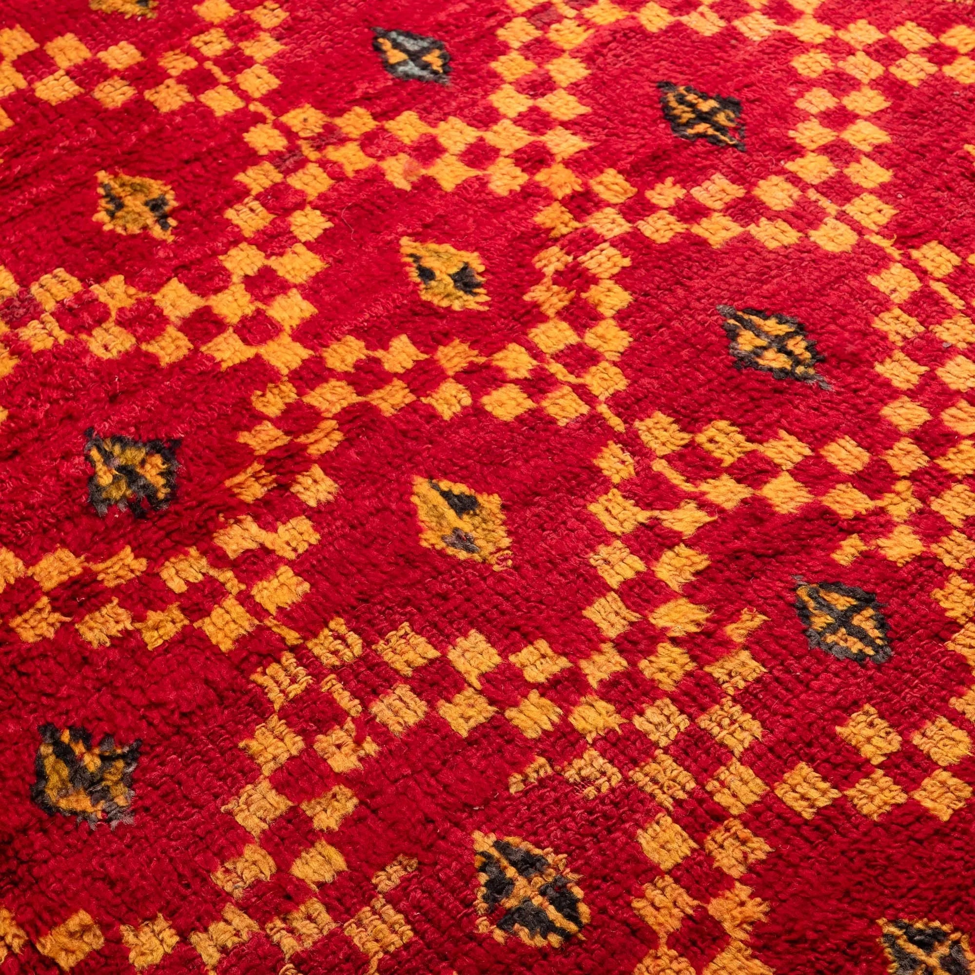 Samiha - vintage boujad rug - Benisouk