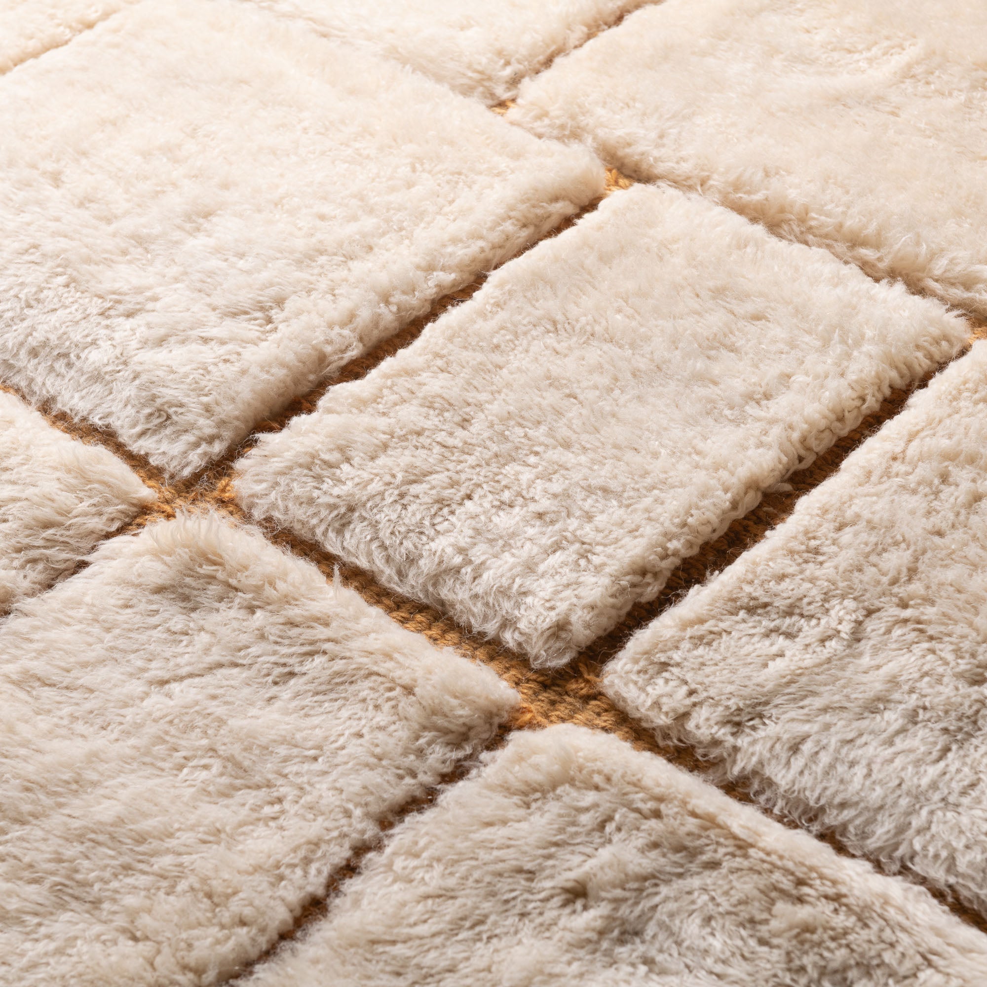 Sandstone Gride - Luxury Shag Moroccan Rug - Benisouk