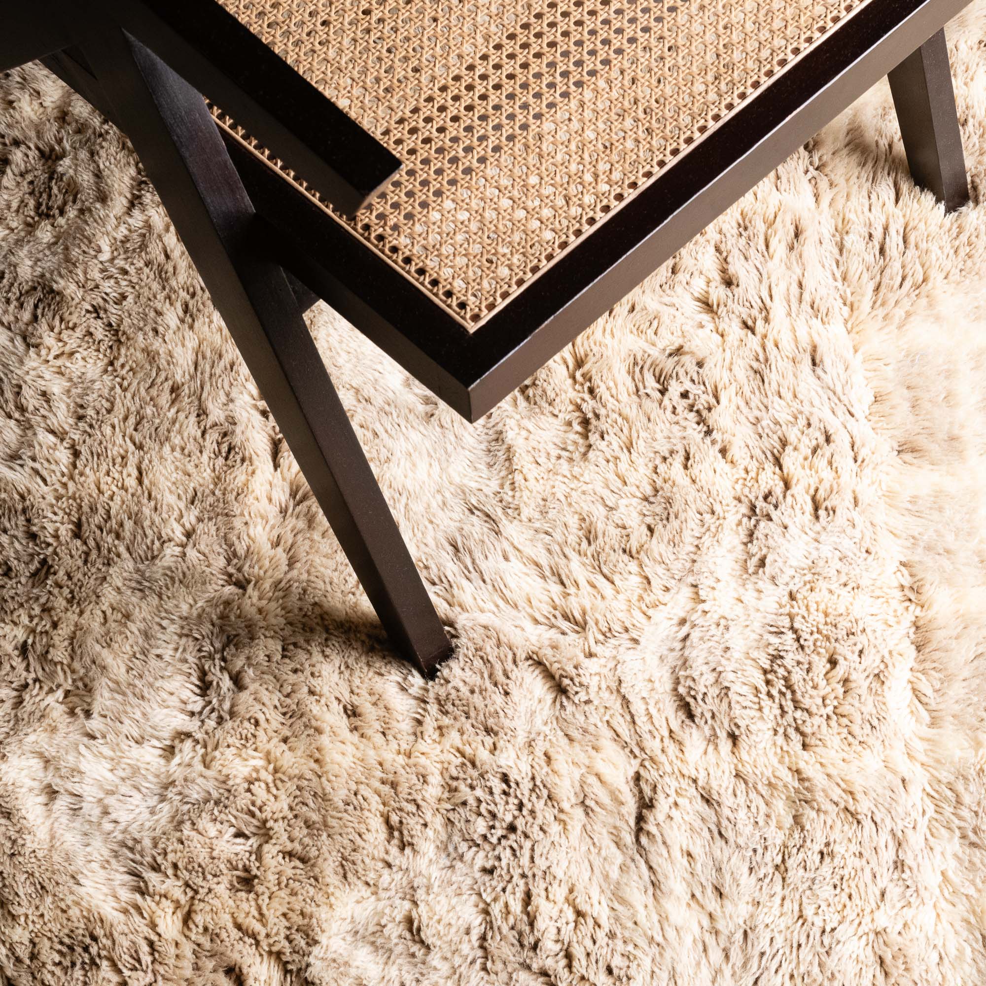 Sandy Gridlines - Luxury Shag Moroccan Rug - Benisouk