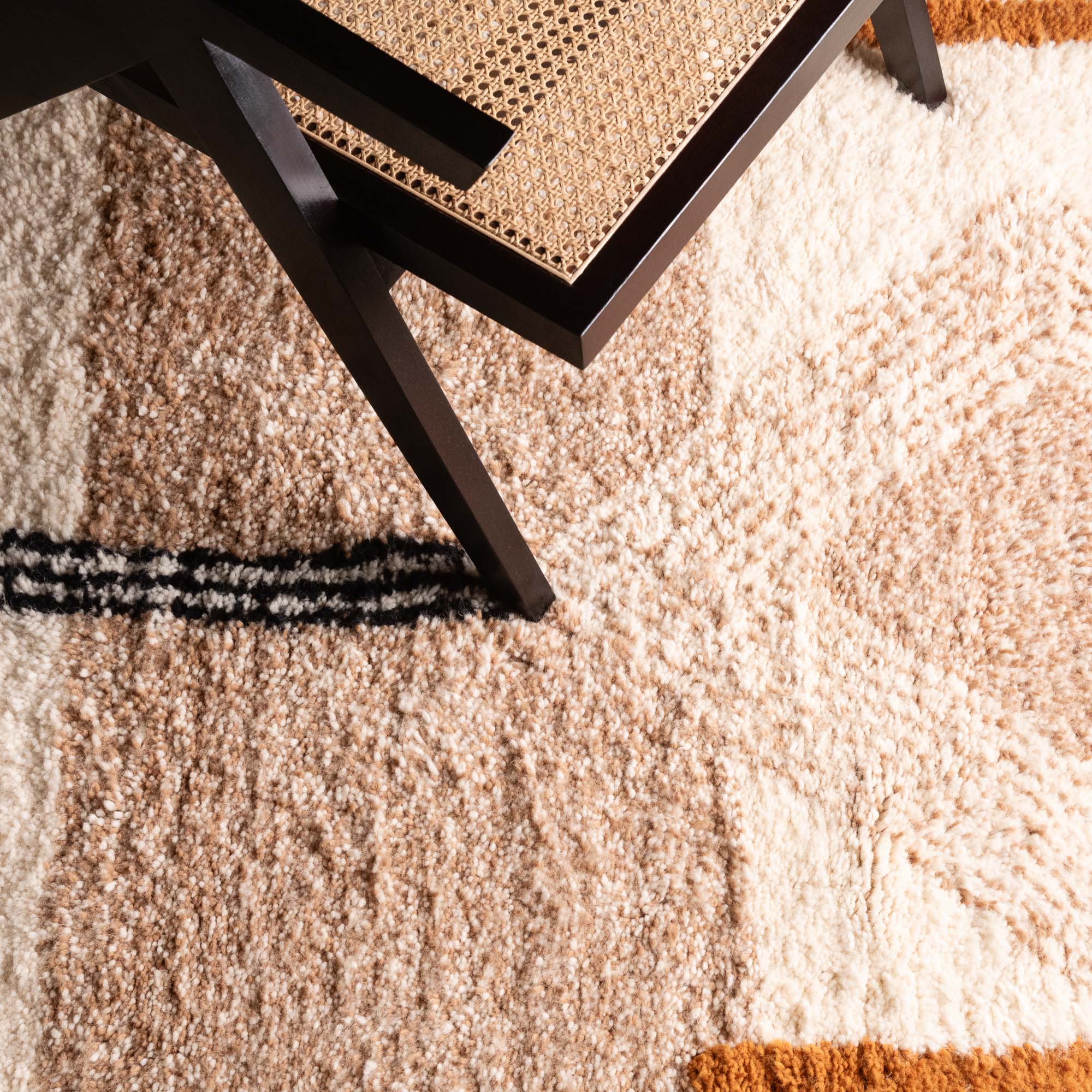Sarah Round - Shag Moroccan rug - Benisouk