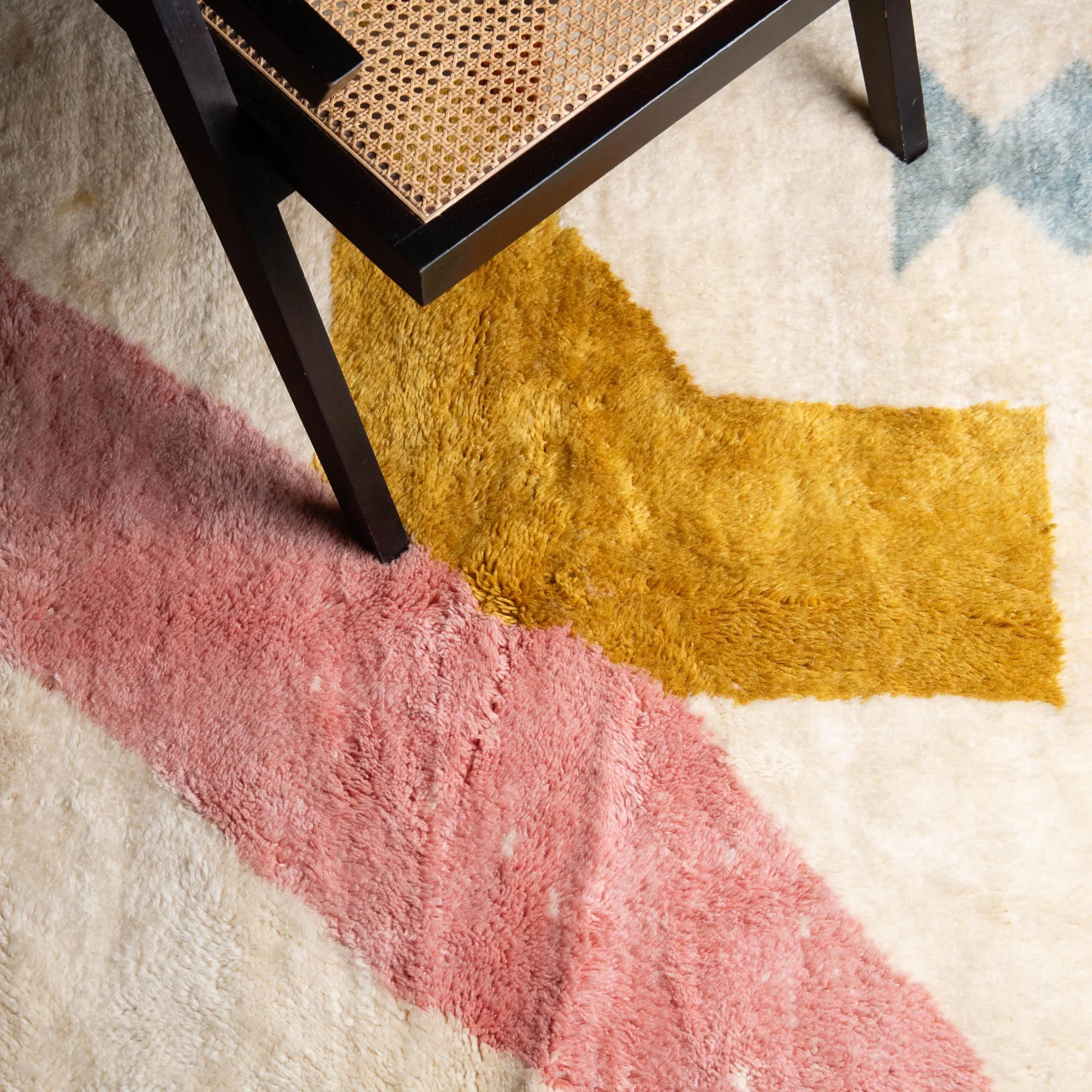 Saroua - Luxury Shag Moroccan Rug - Benisouk