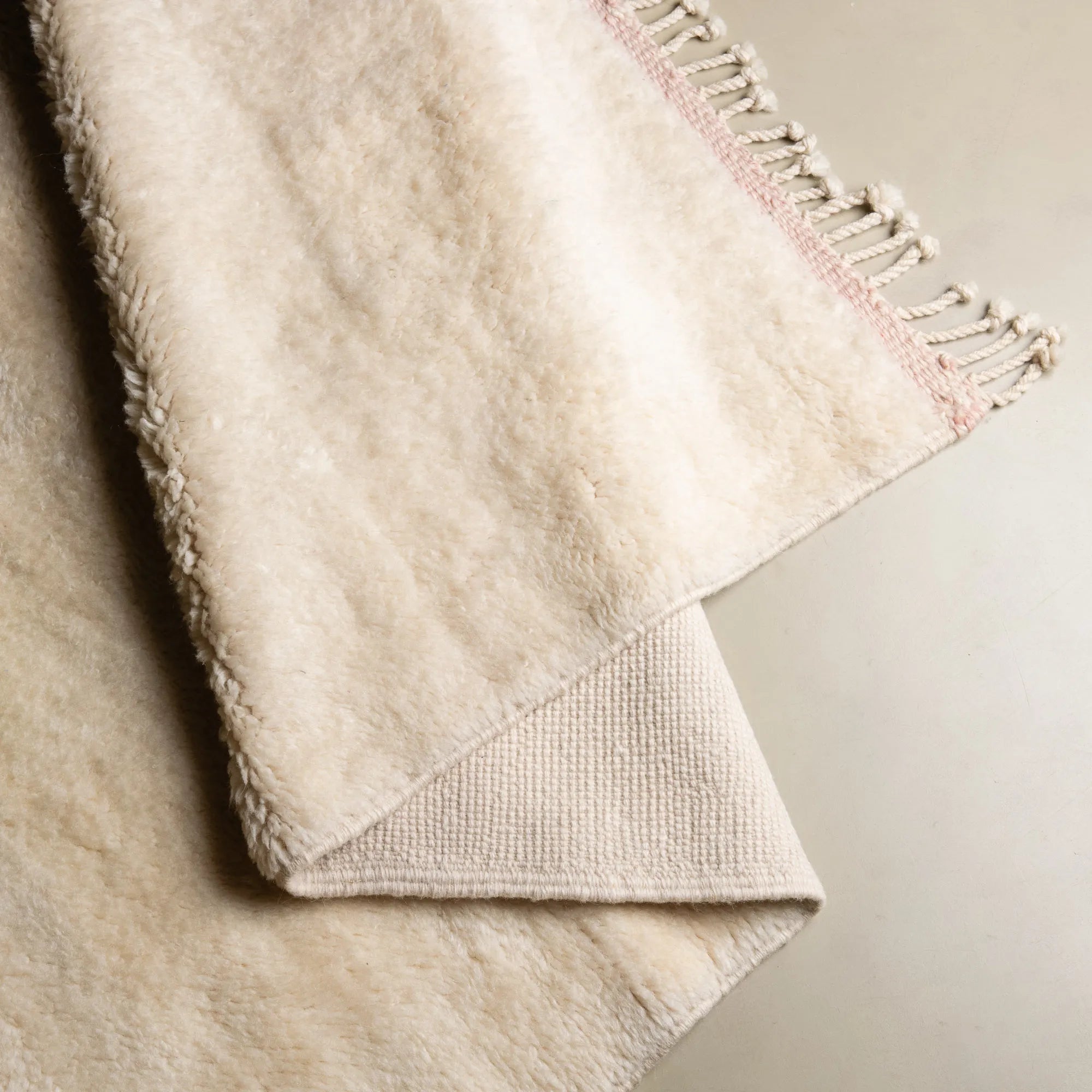 Saroua - Luxury Shag Moroccan Rug - Benisouk