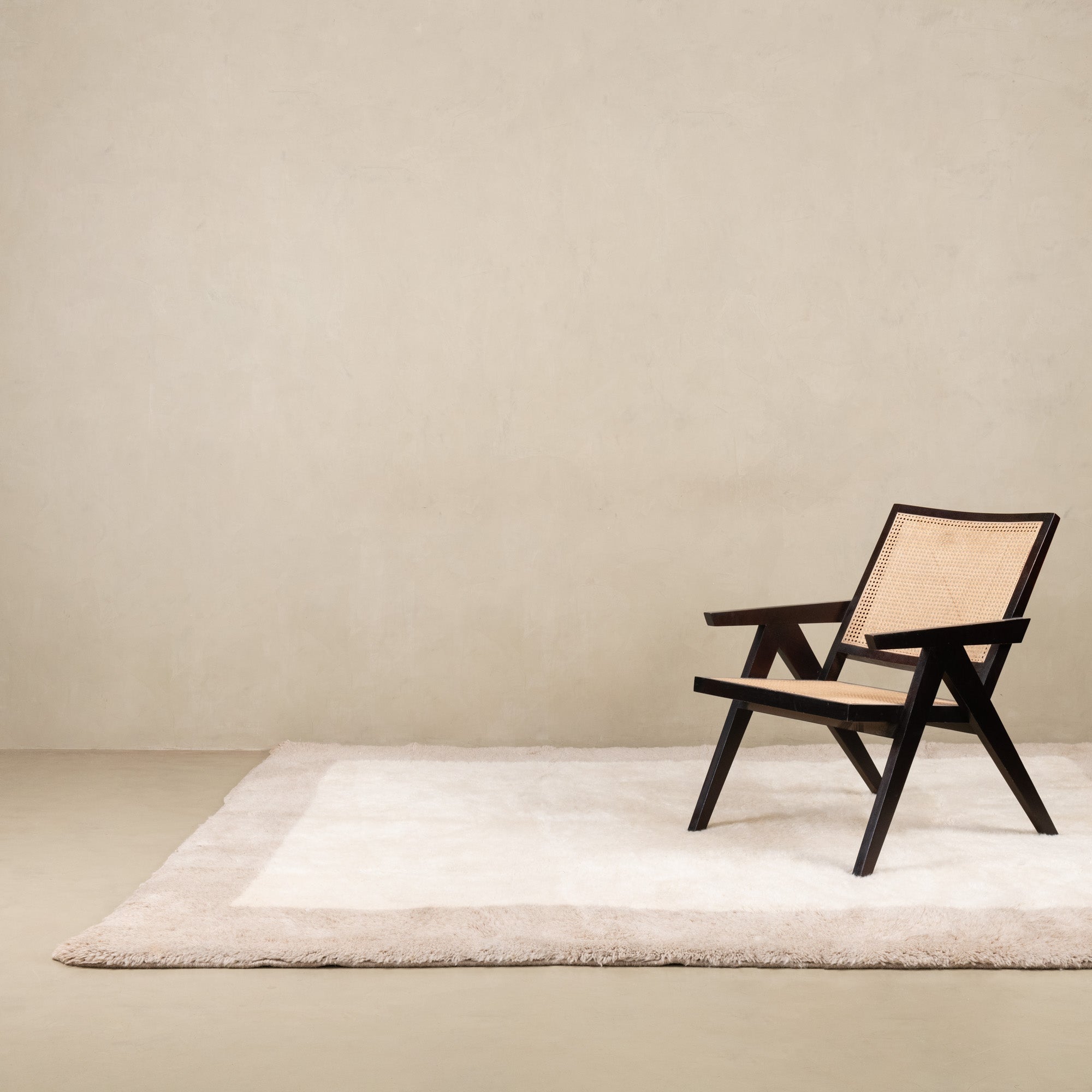 Serenity Border - Luxury Shag Moroccan Rug - Benisouk