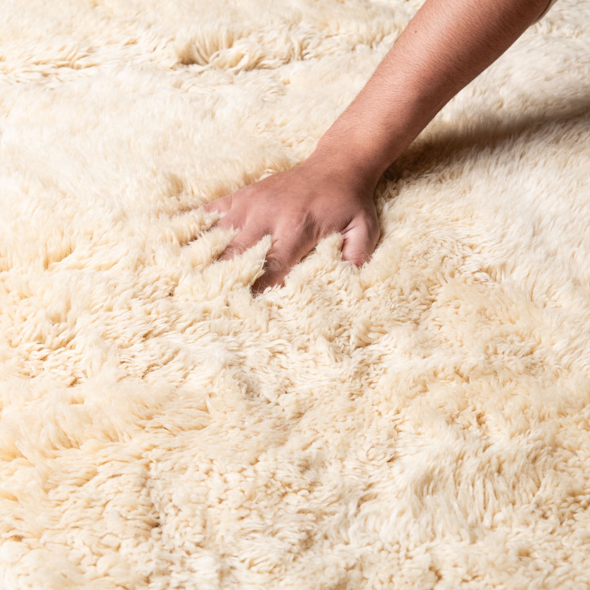 Serenity Peaks - Luxury Shag Moroccan Rug - Benisouk