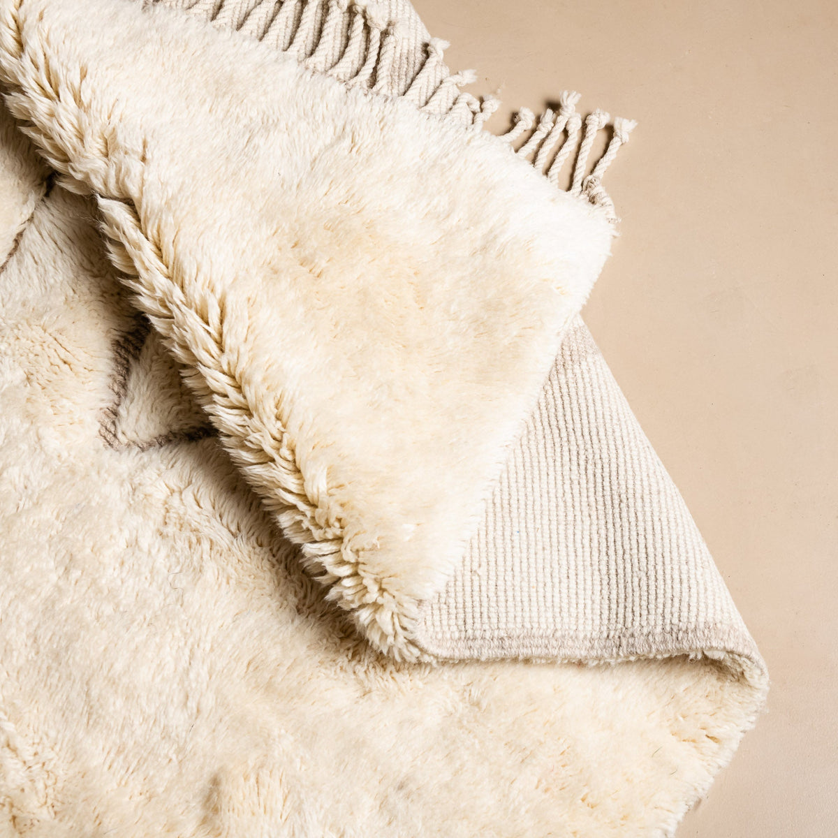 Serenity Peaks - Luxury Shag Moroccan Rug - Benisouk