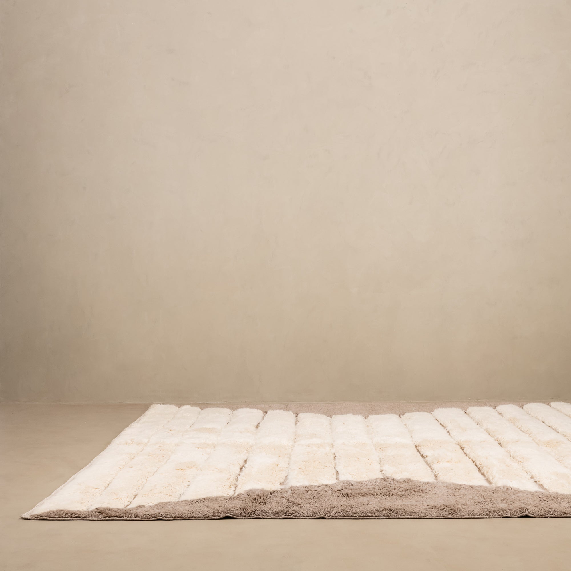 Serenity Steps - Luxury Shag Moroccan Rug - Benisouk