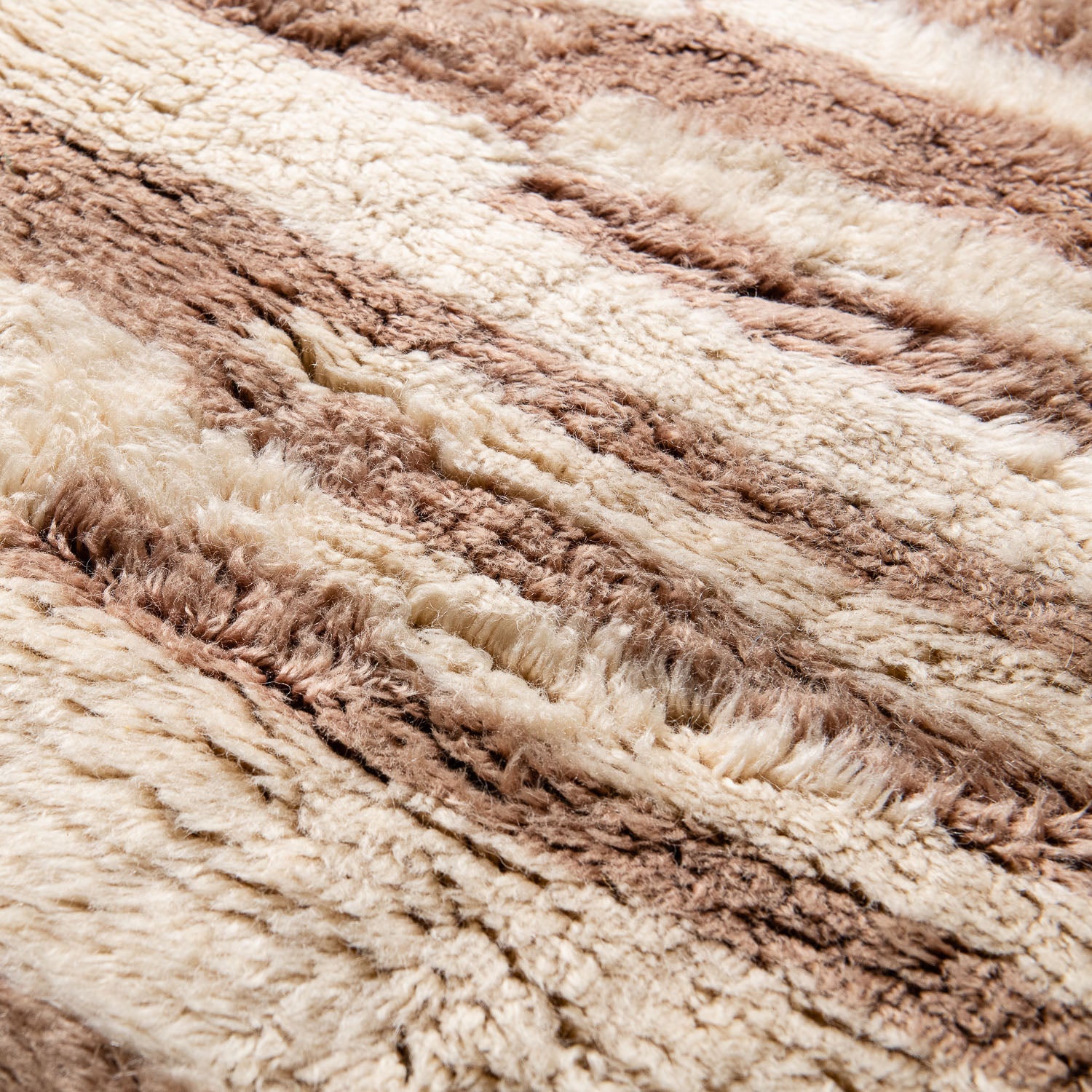 Shimmering Sands - Luxury Shag Moroccan Rug - Benisouk