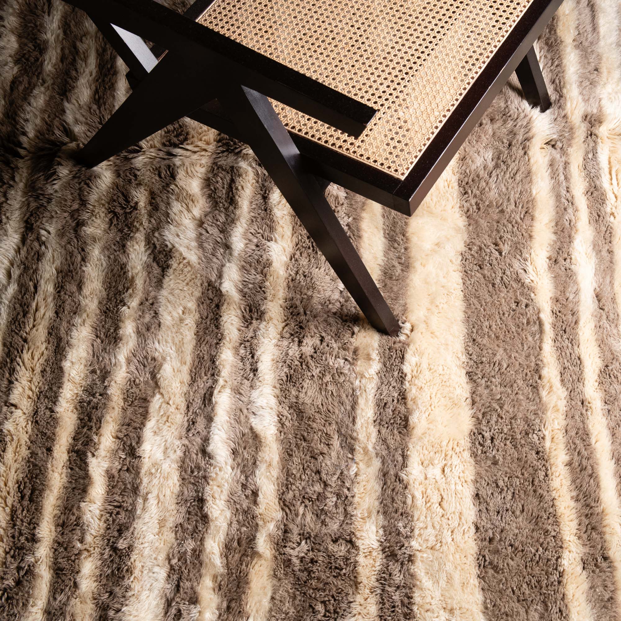 Shimmering Sands - Luxury Shag Moroccan Rug - Benisouk