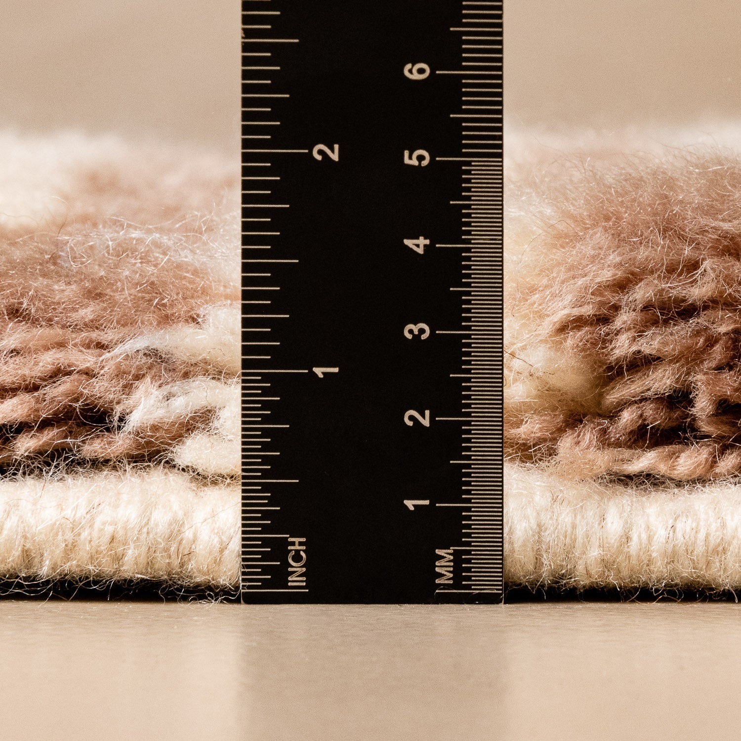 Shimmering Sands - Luxury Shag Moroccan Rug - Benisouk