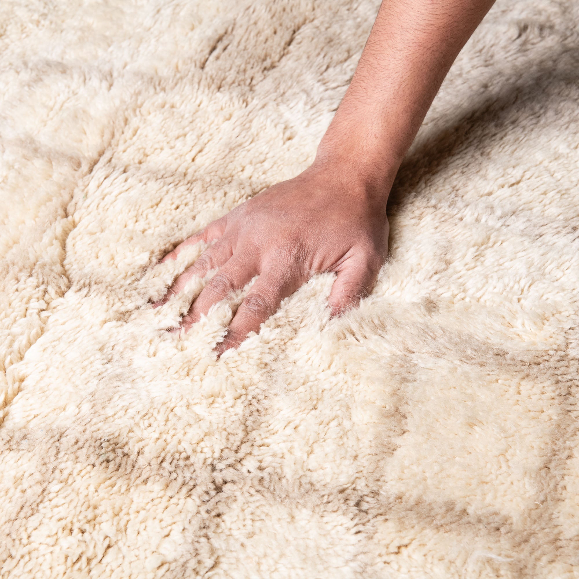 Silver Lattice - Luxury Shag Moroccan Rug - Benisouk