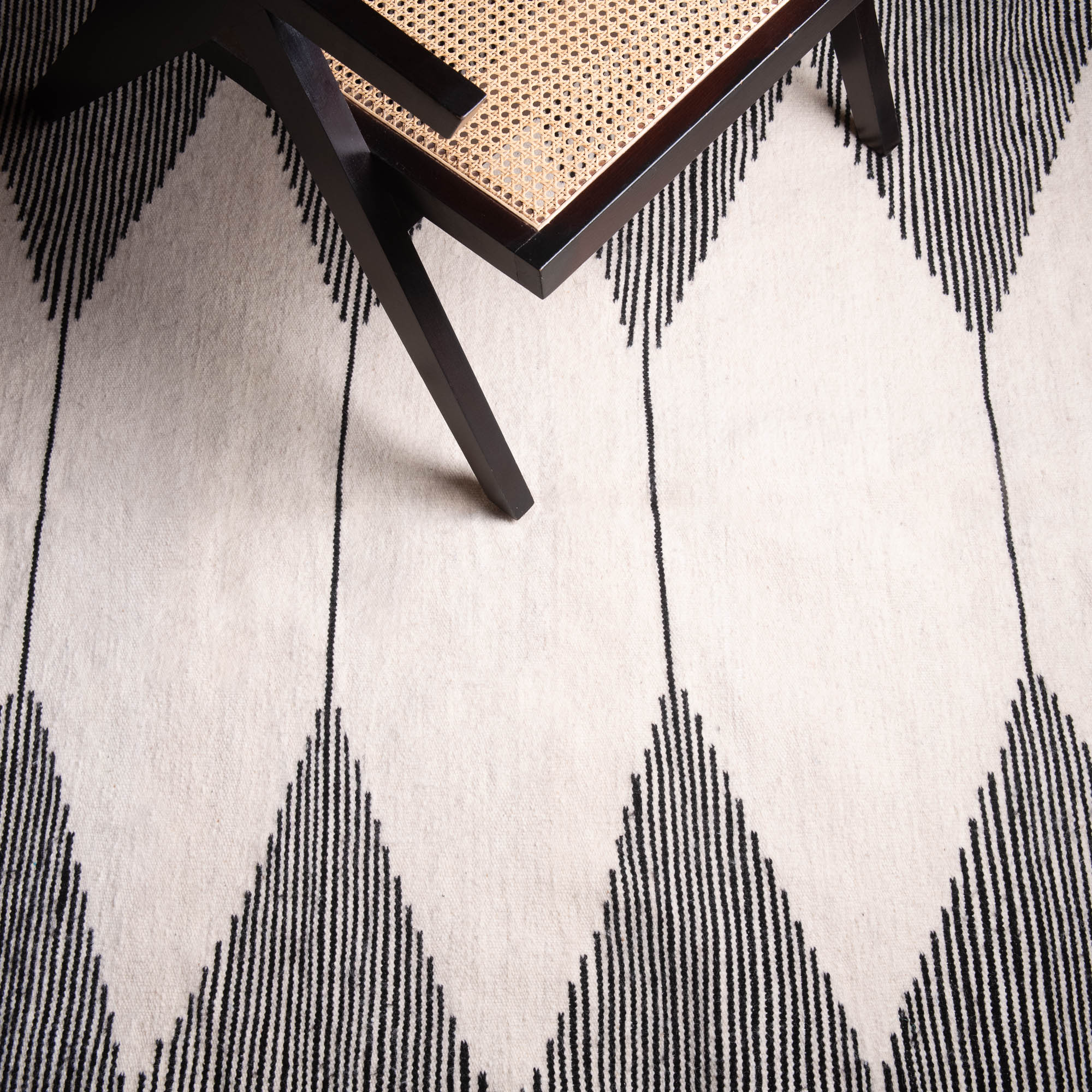 Sodassi - taznakht kilim rug - Benisouk