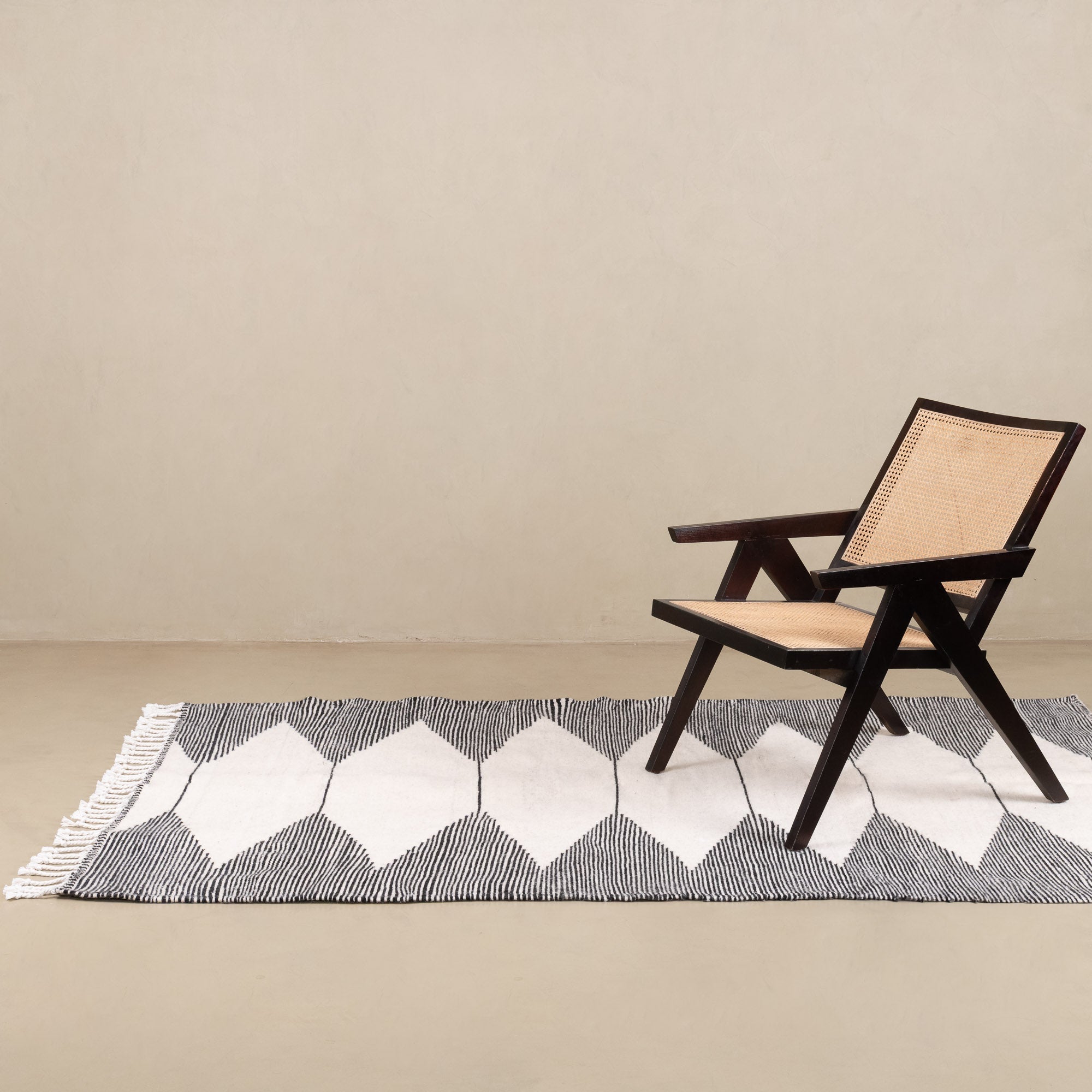 Sodassi - taznakht kilim rug - Benisouk