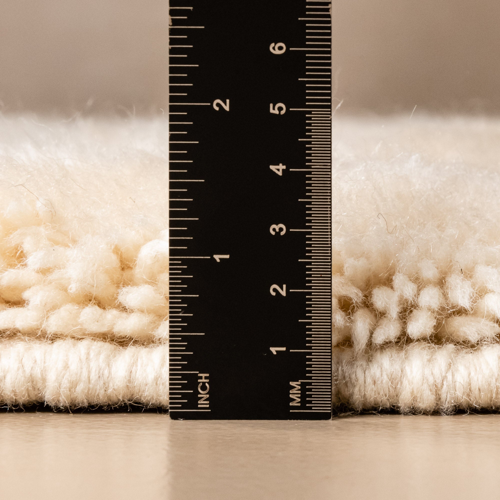 Soft Echoes - Luxury Shag Moroccan Rug - Benisouk