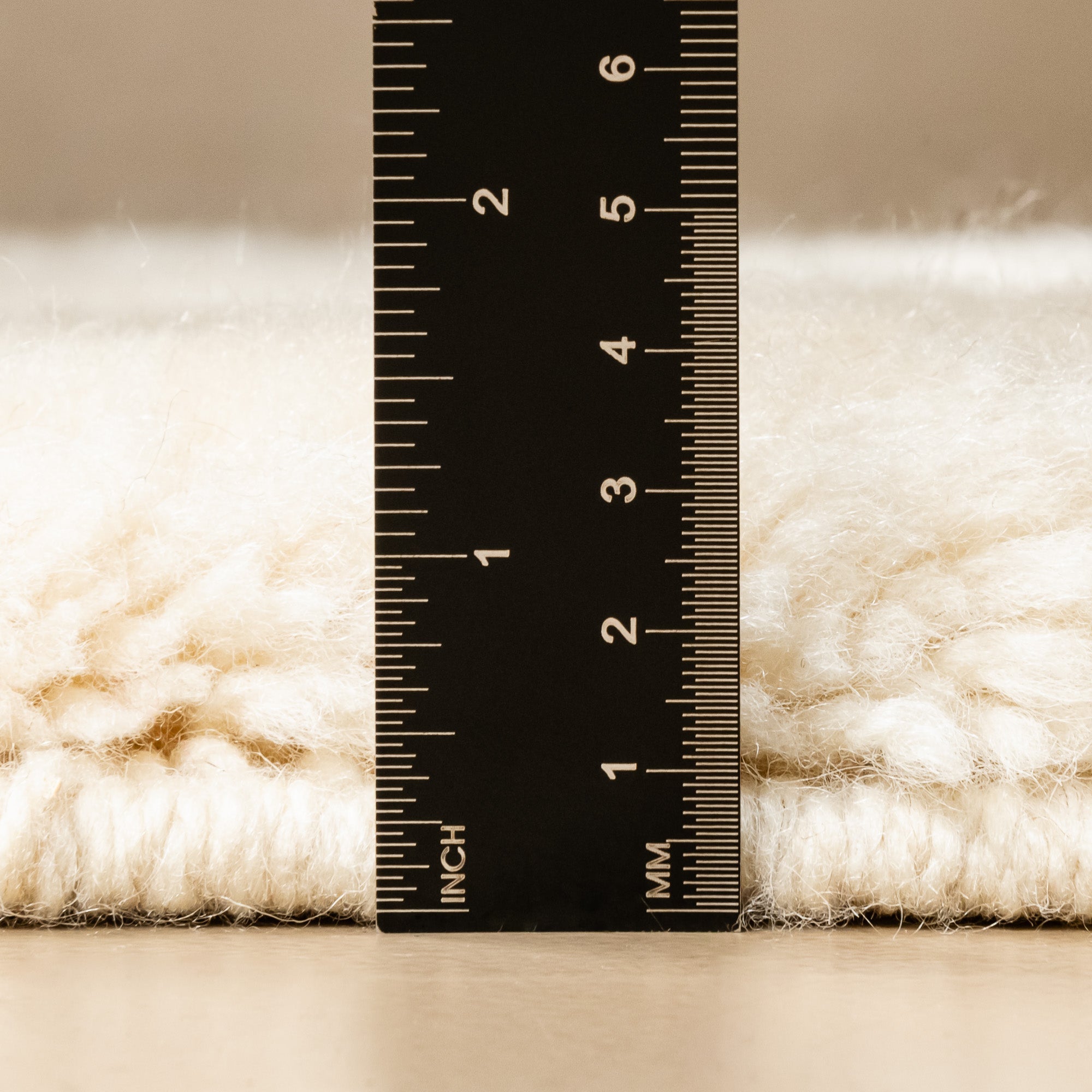 Symetrical Lines - Luxury Shag Moroccan Rug - Benisouk