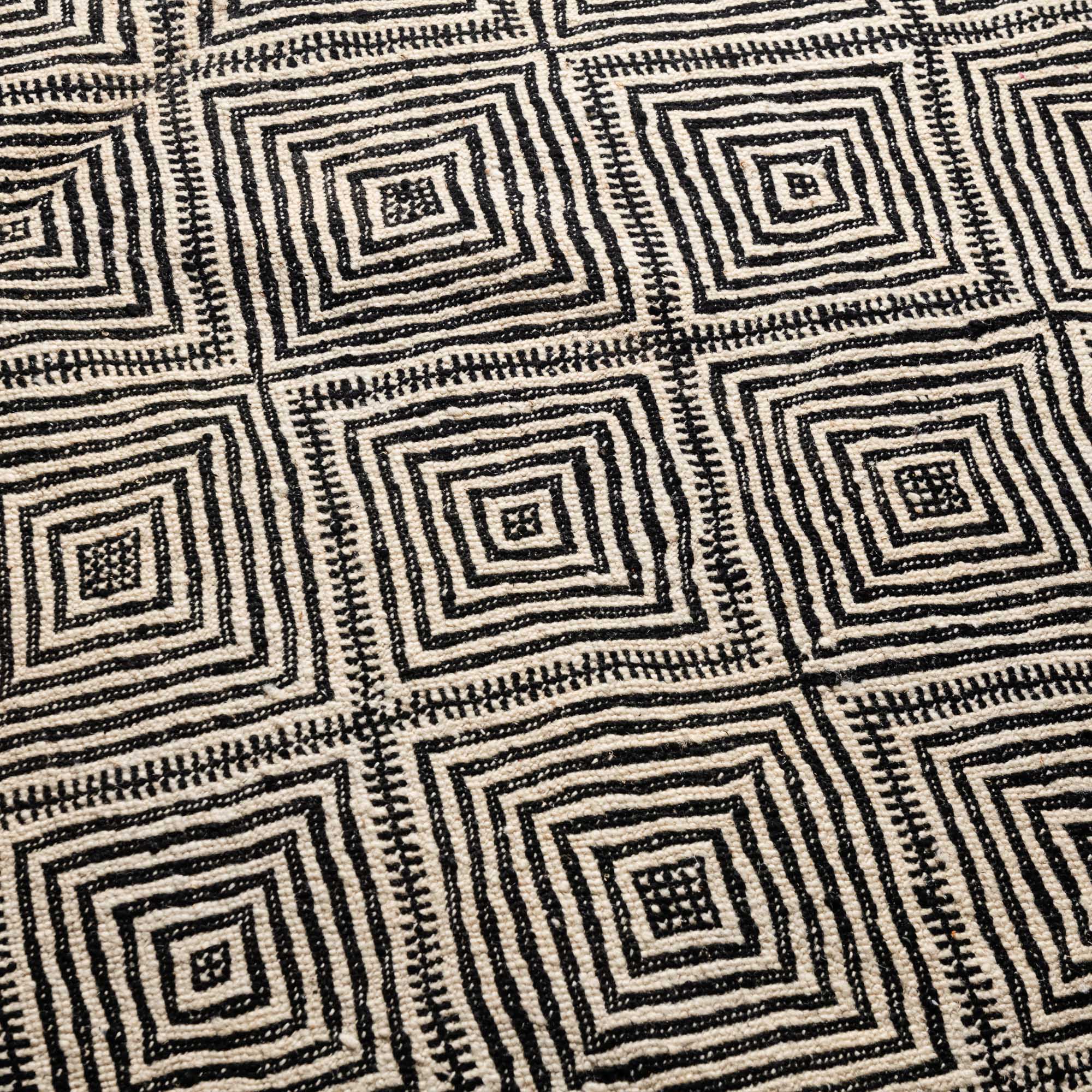 Tafrara - taznakht kilim rug - Benisouk