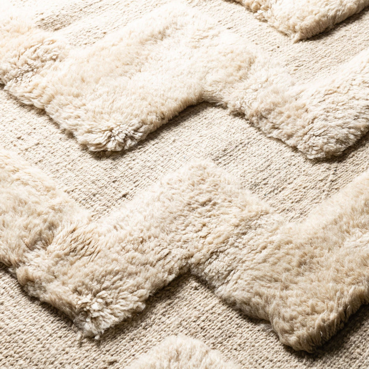 Tahra - Luxury Shag Moroccan Rug - Benisouk