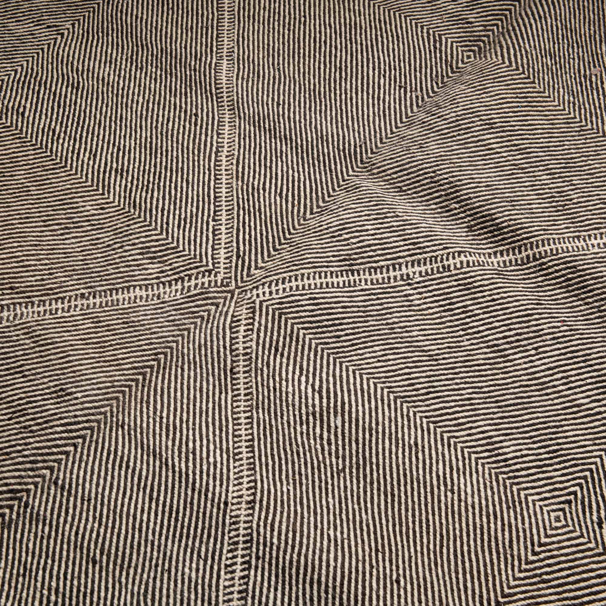 Tamemt - taznakht kilim rug - Benisouk