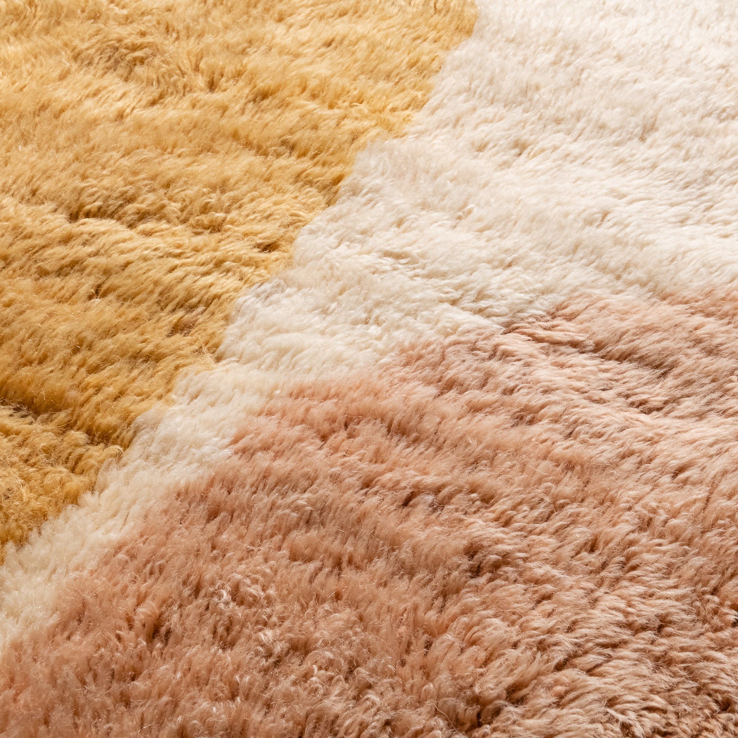 Tangerine Dream Round - Luxury Shag Moroccan Rug - Benisouk