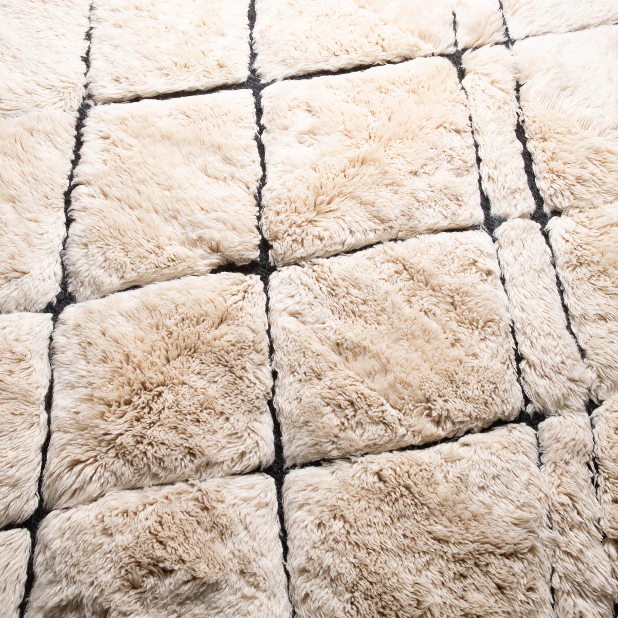 Tangle - Luxury Shag Moroccan Rug - Benisouk