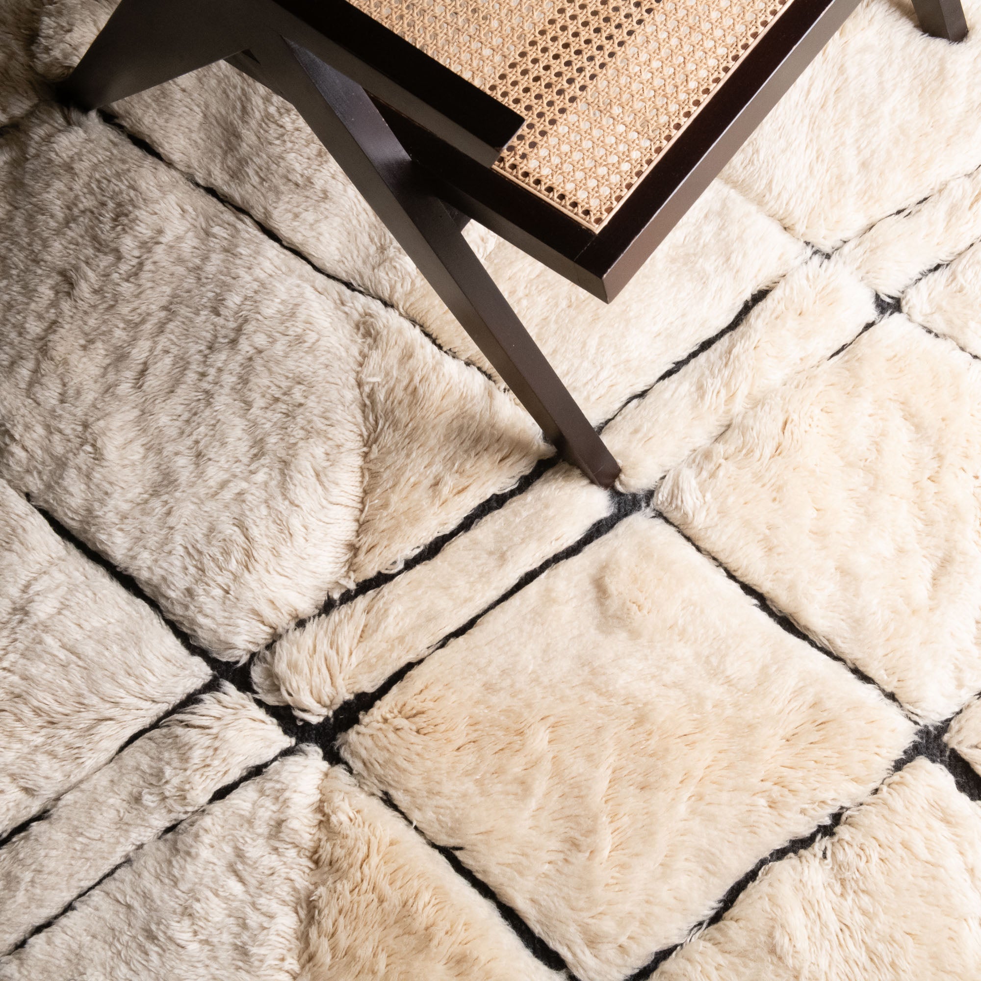 Tangle - Luxury Shag Moroccan Rug - Benisouk