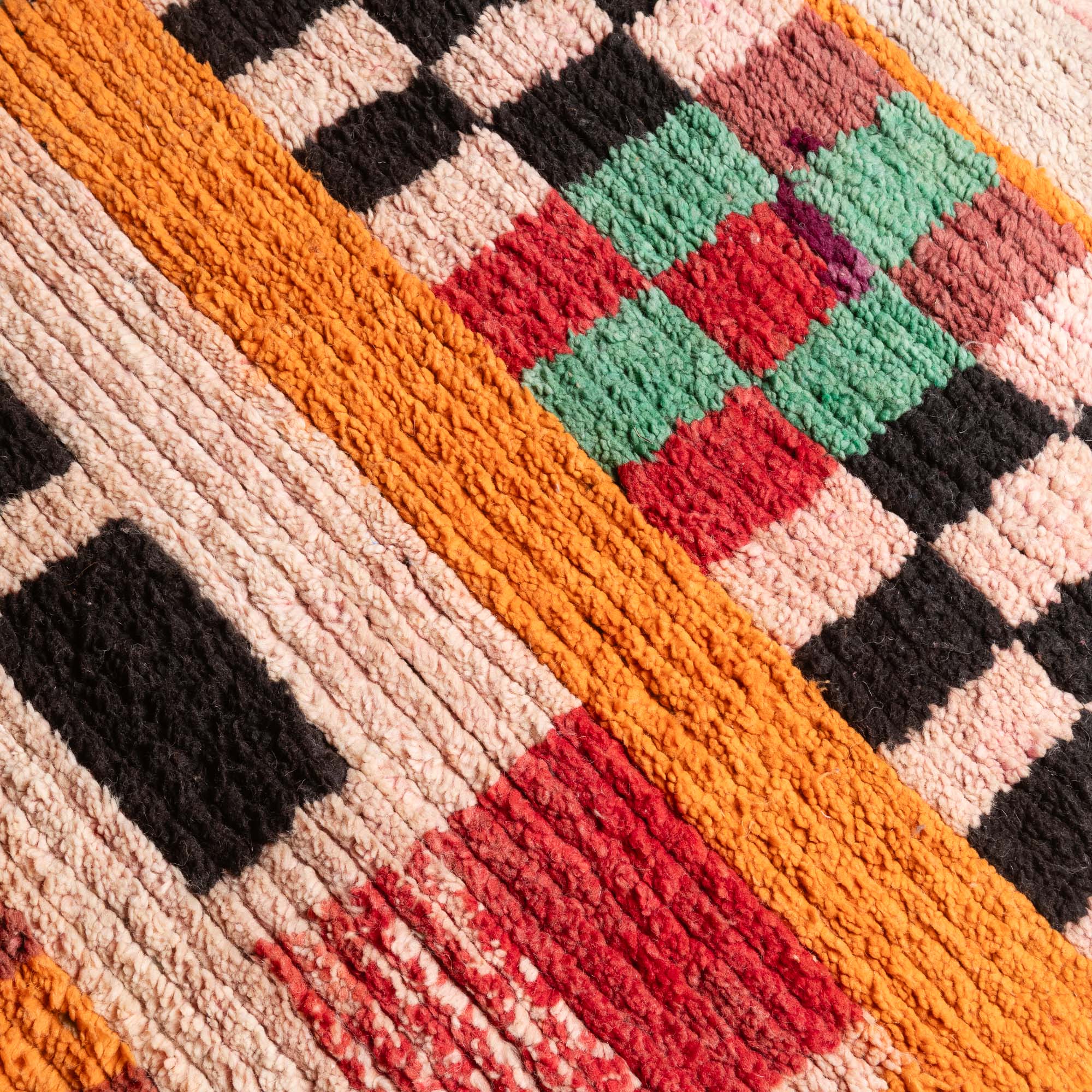 Ulttach - vintage boujad rug - Benisouk