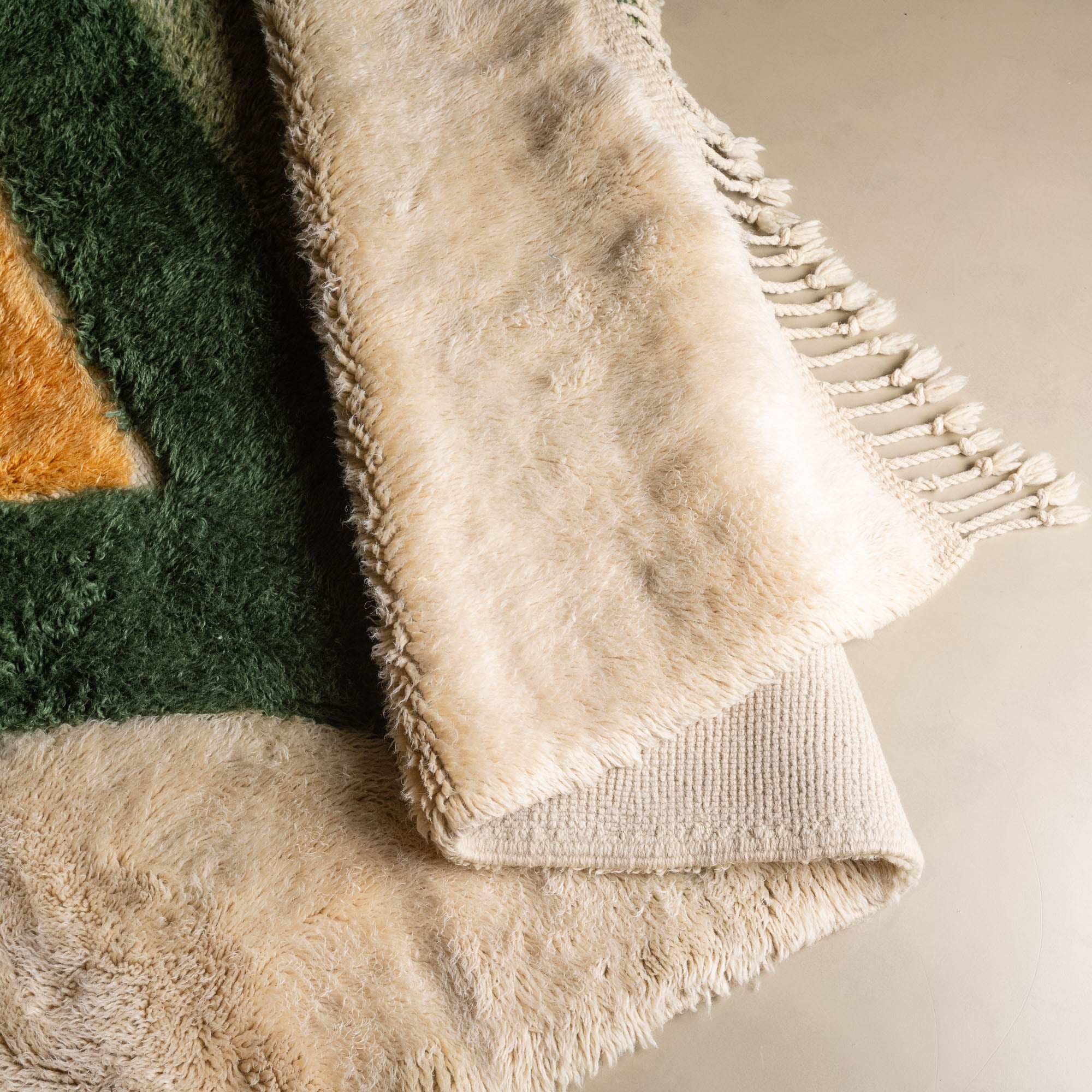 Verdant Dune - Luxury Shag Moroccan Rug - Benisouk