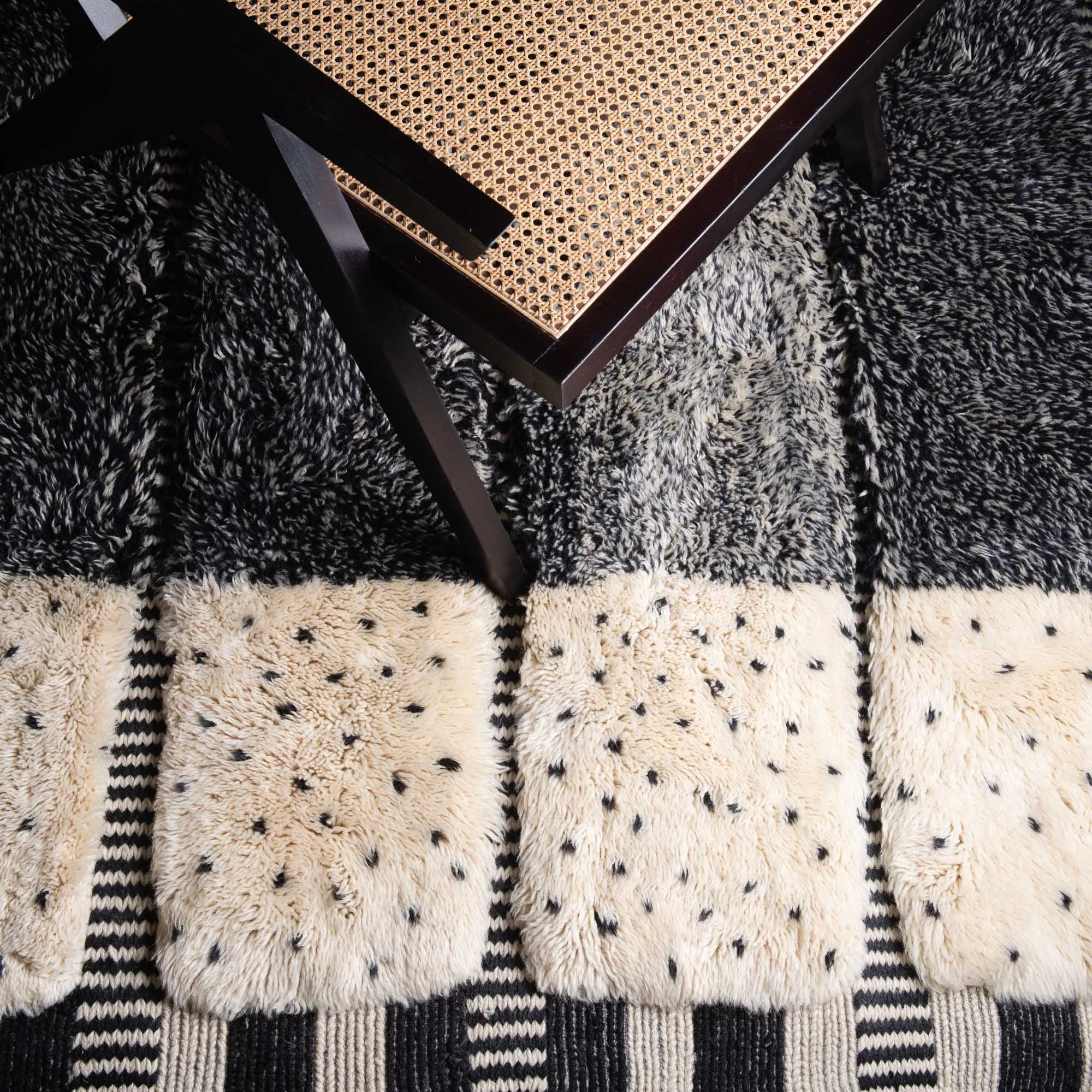 Walkway - Luxury Shag Moroccan Rug - Benisouk