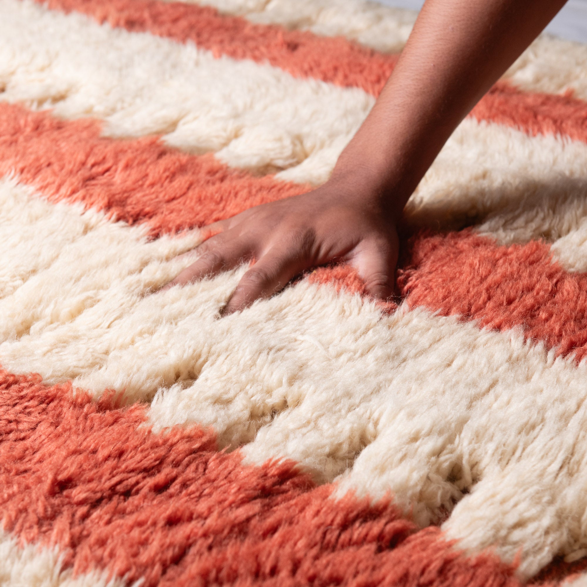 Warm Current - Luxury Shag Moroccan Rug - Benisouk