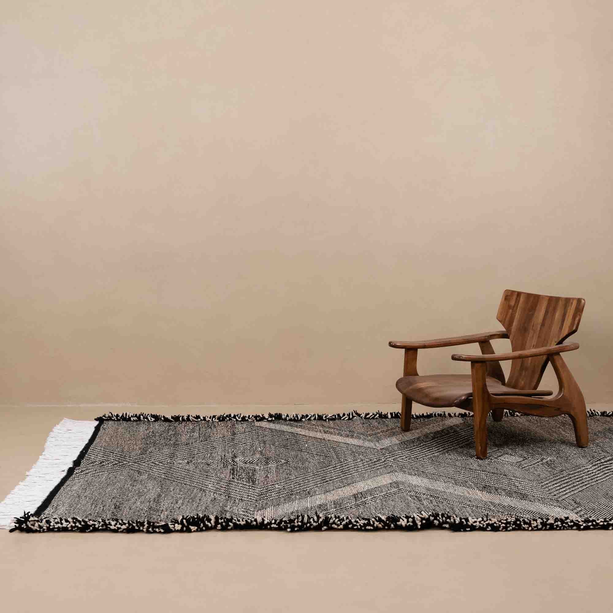 Wattas - taznakht kilim rug - Benisouk