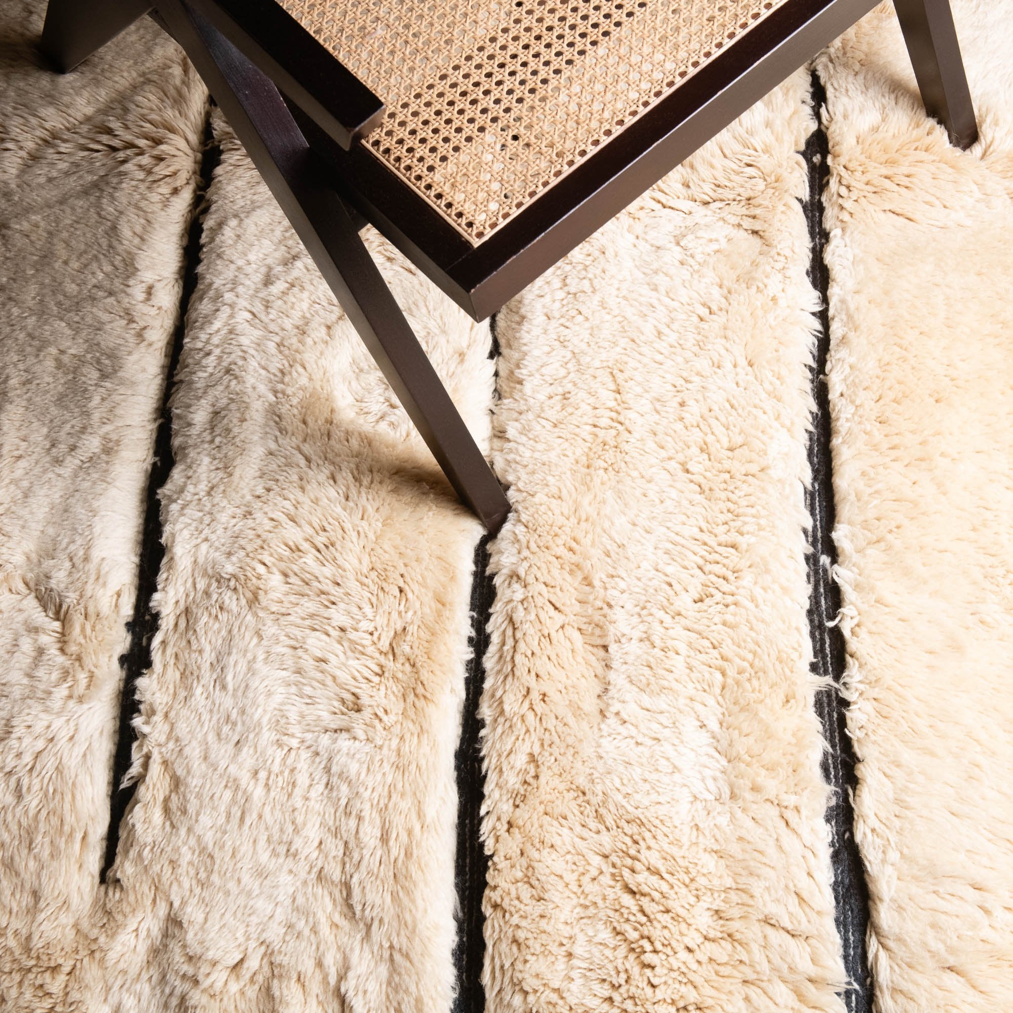 Whispered Echoes - Luxury Shag Moroccan Rug - Benisouk